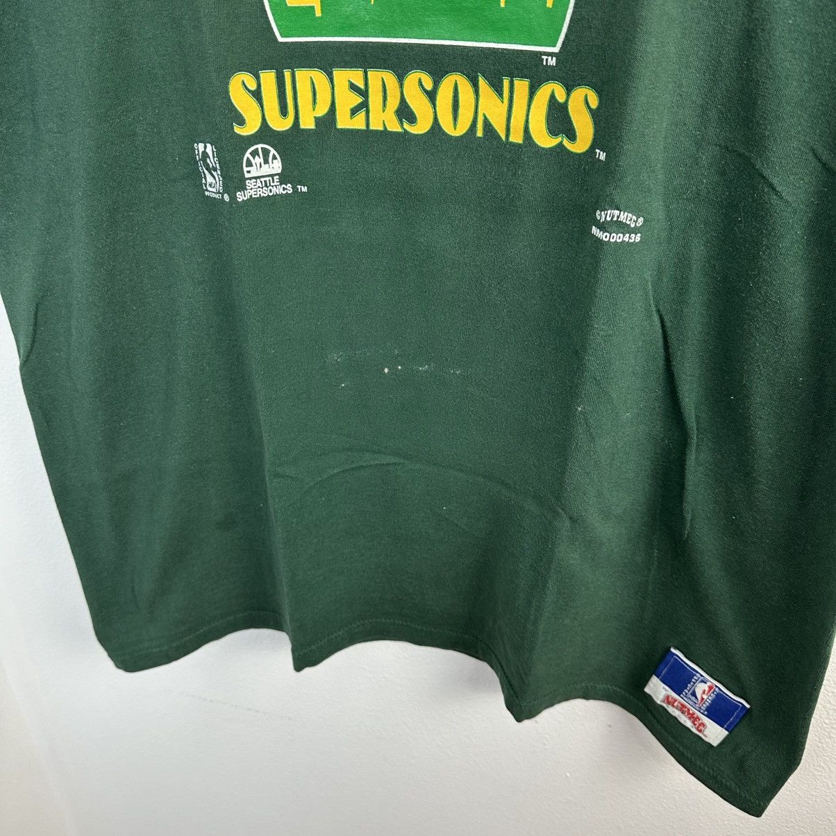 Nutmeg Vintage Seattle Sonics T Shirt XL Nutmeg Mills Supersonics Size US XL / EU 56 / 4 - 3 Thumbnail