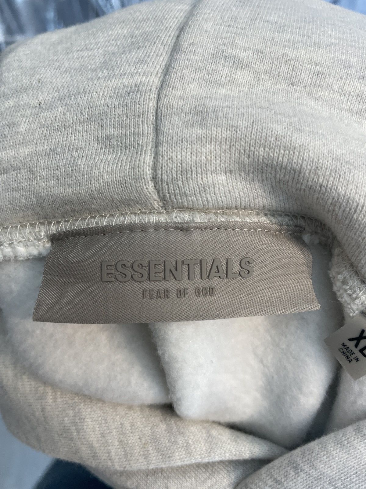Essentials × Fear of God Fear of God Essentials Oatmeal Hoodie XL Size US XL / EU 56 / 4 - 4 Thumbnail