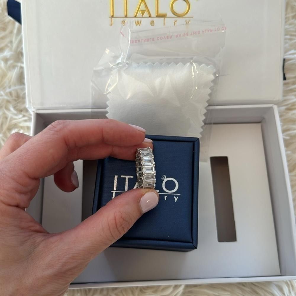 Designer Italo emerald ct sterling silver ring Size ONE SIZE - 9 Thumbnail