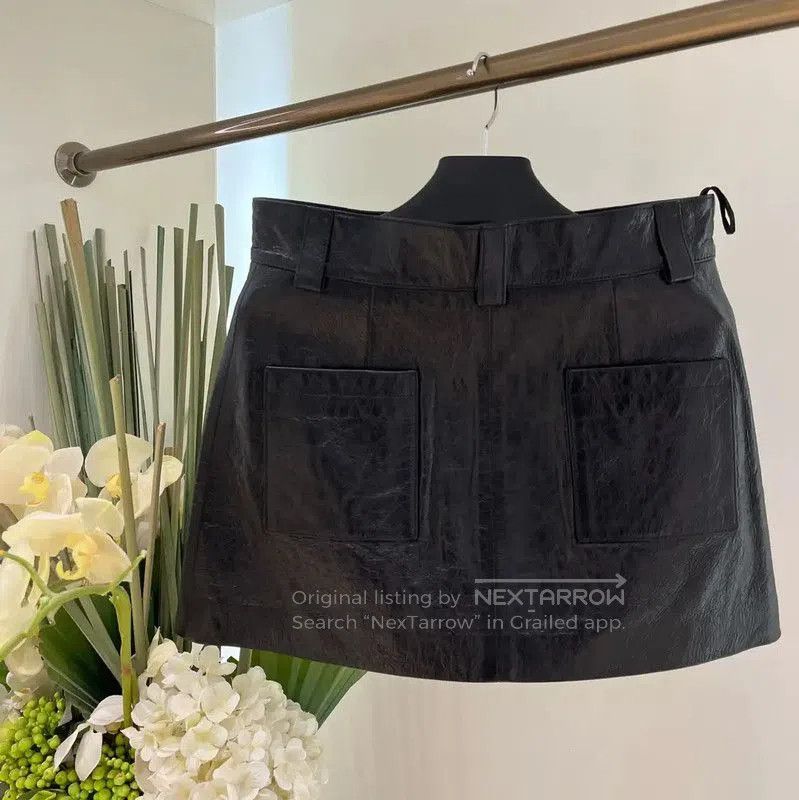 Miu Miu Miu Miu Black Leather Skirt for Women . Size 41" - 2 Thumbnail