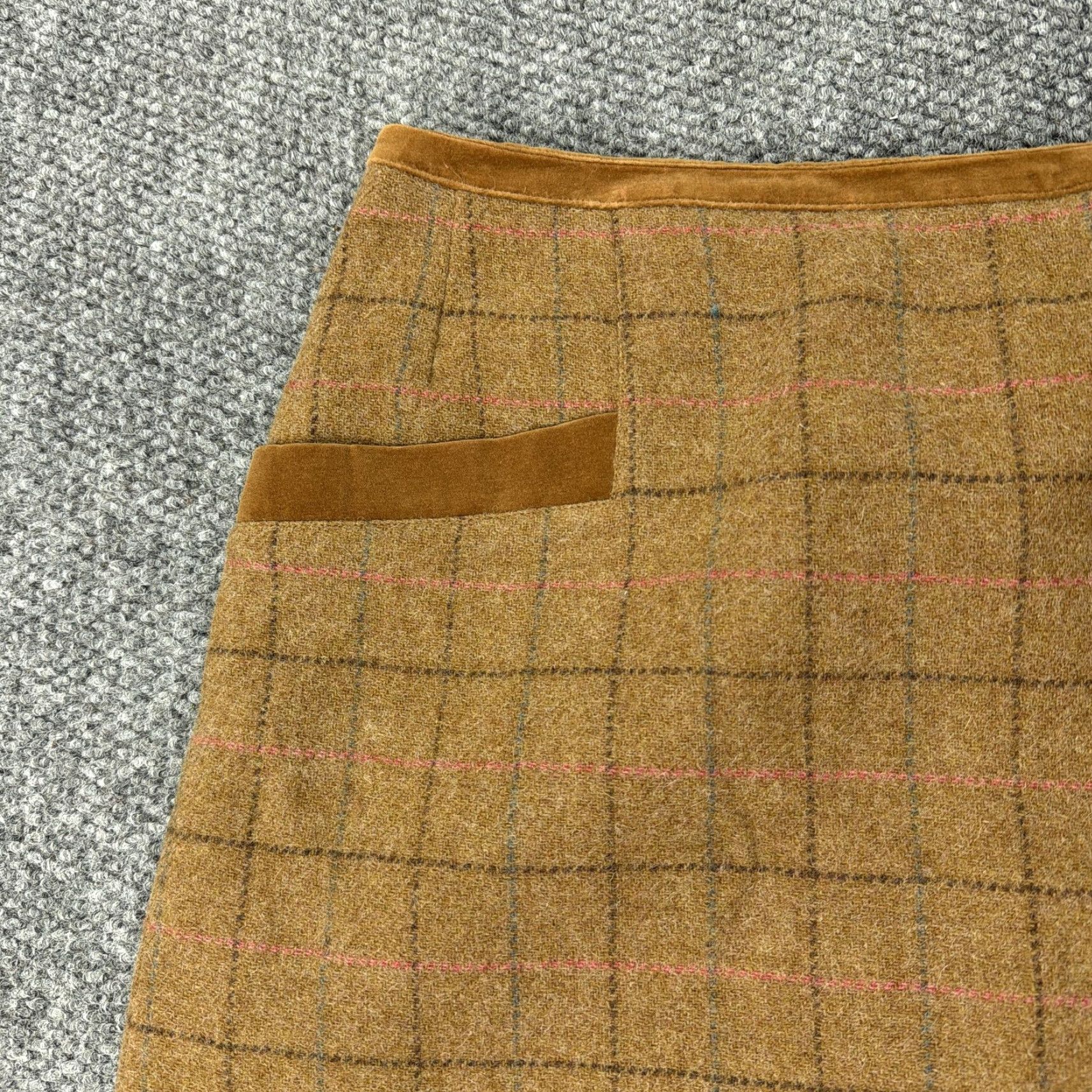 Vintage Joules Skirt 12 Brown Tan Check Wool Blend Pockets Mini X Camilla Womens Size 34" / US 12 / IT 48 - 3 Thumbnail