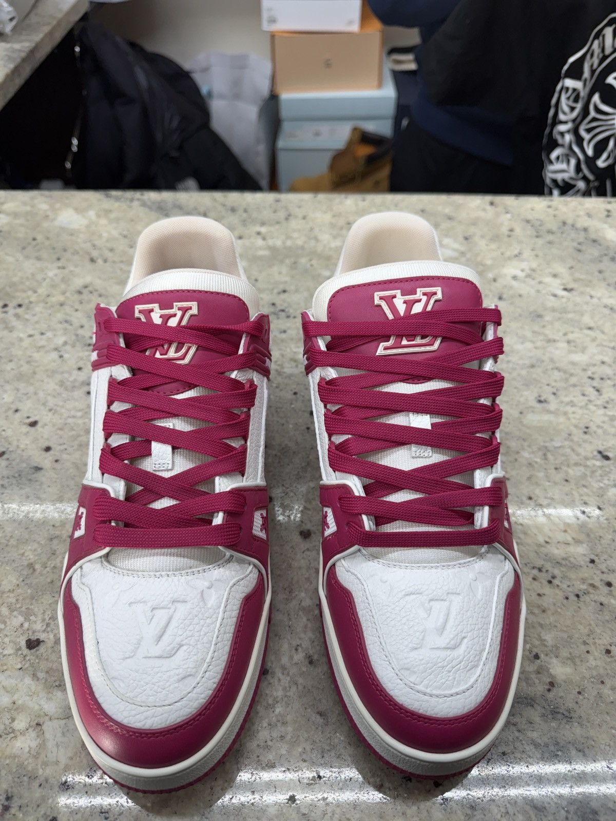 Louis Vuitton Louis Vuitton Pink Trainers Size US 9 / EU 42 - 2 Thumbnail