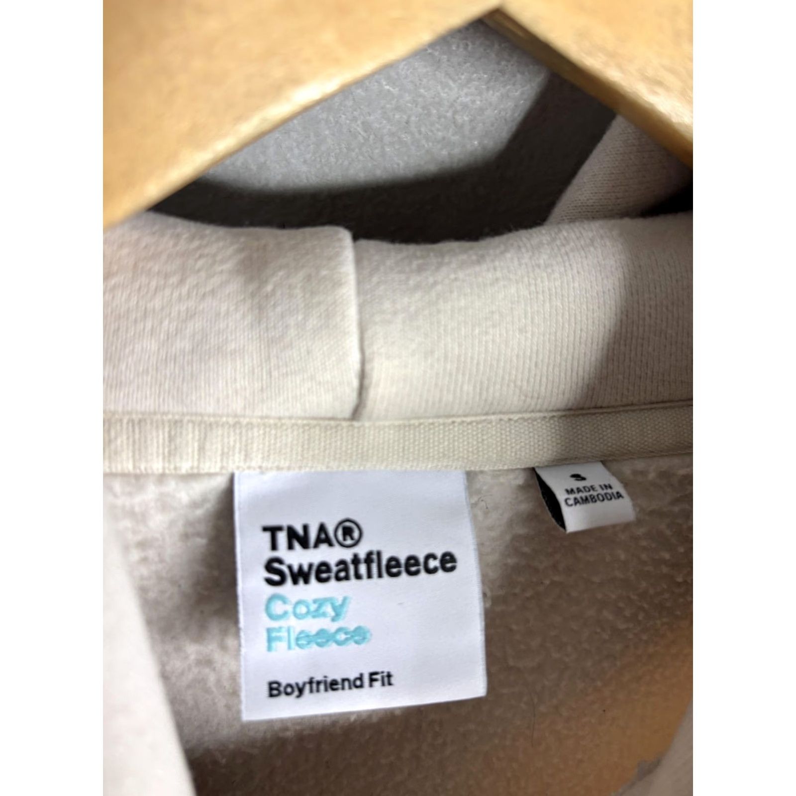 TNA VINTAGE? No — TNA Sweatfleece Hoodie Womens S White Cozy Fleece Boyfriend Pullover Pocket Shirt? Size S / US 4 / IT 40 - 4 Thumbnail