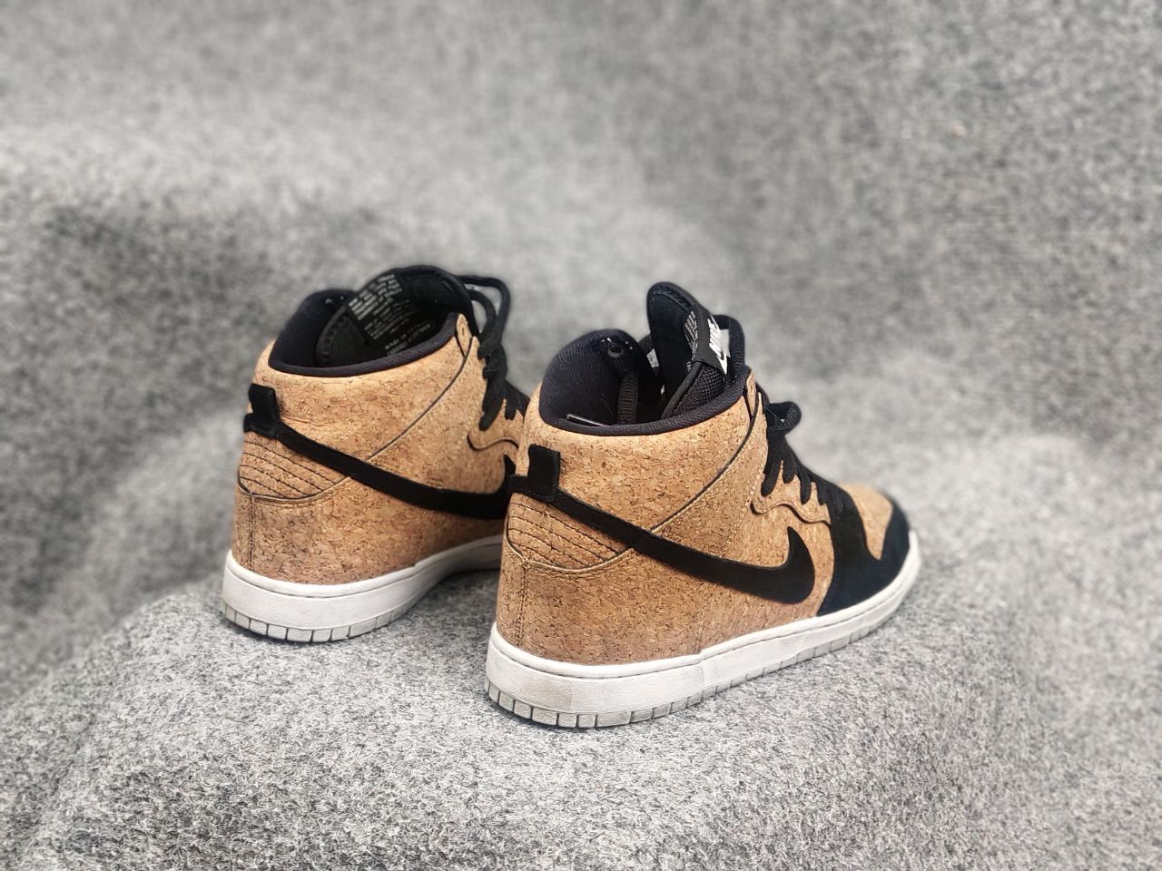 Nike Rare Nike SB Dunk High Premium SB Cork Authentic Sneakers Size US 10 / EU 43 - 14 Thumbnail