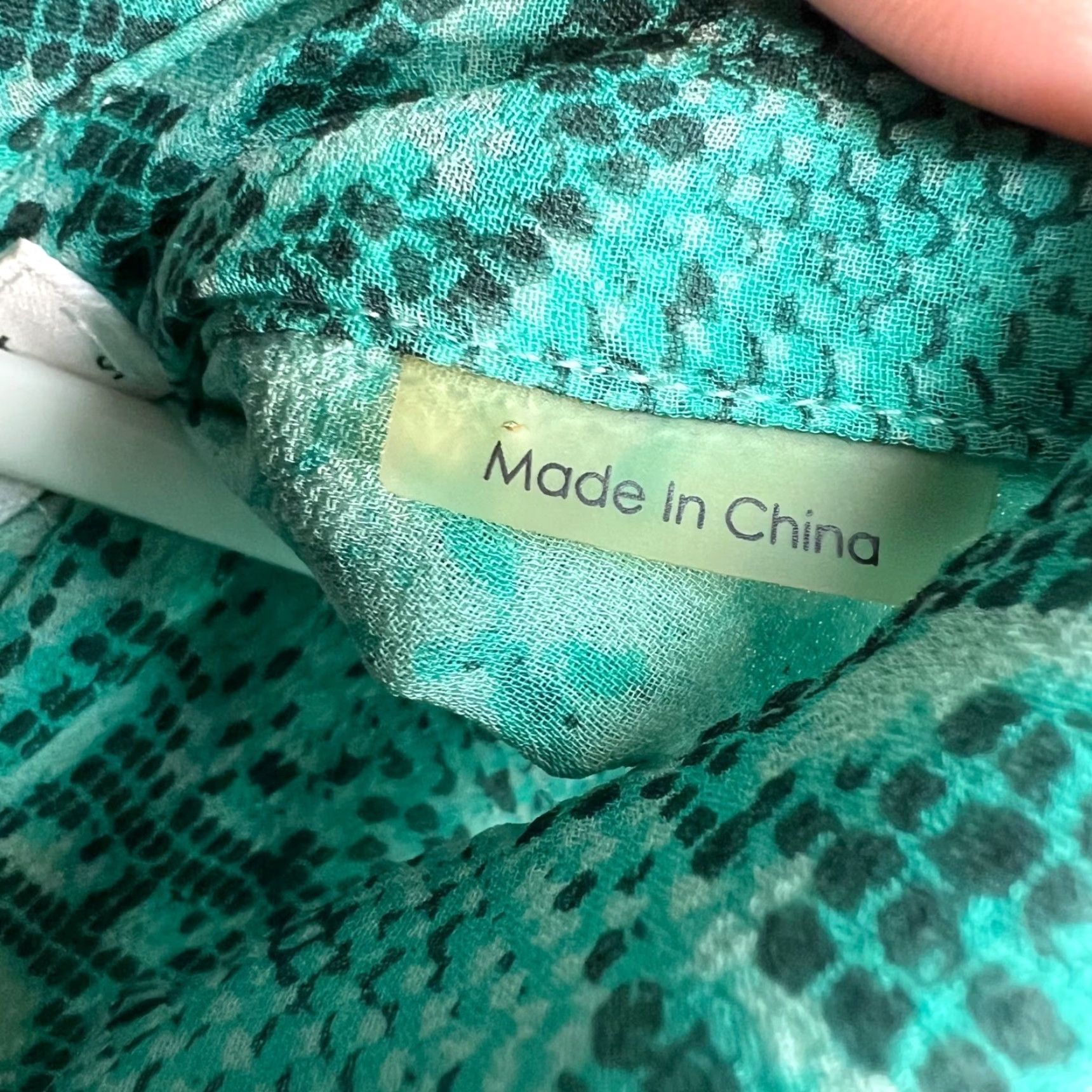 Equipment Equipment Femme Womens Small Green Snake Print Button-Down Sheer Blouse Size S / US 4 / IT 40 - 6 Thumbnail