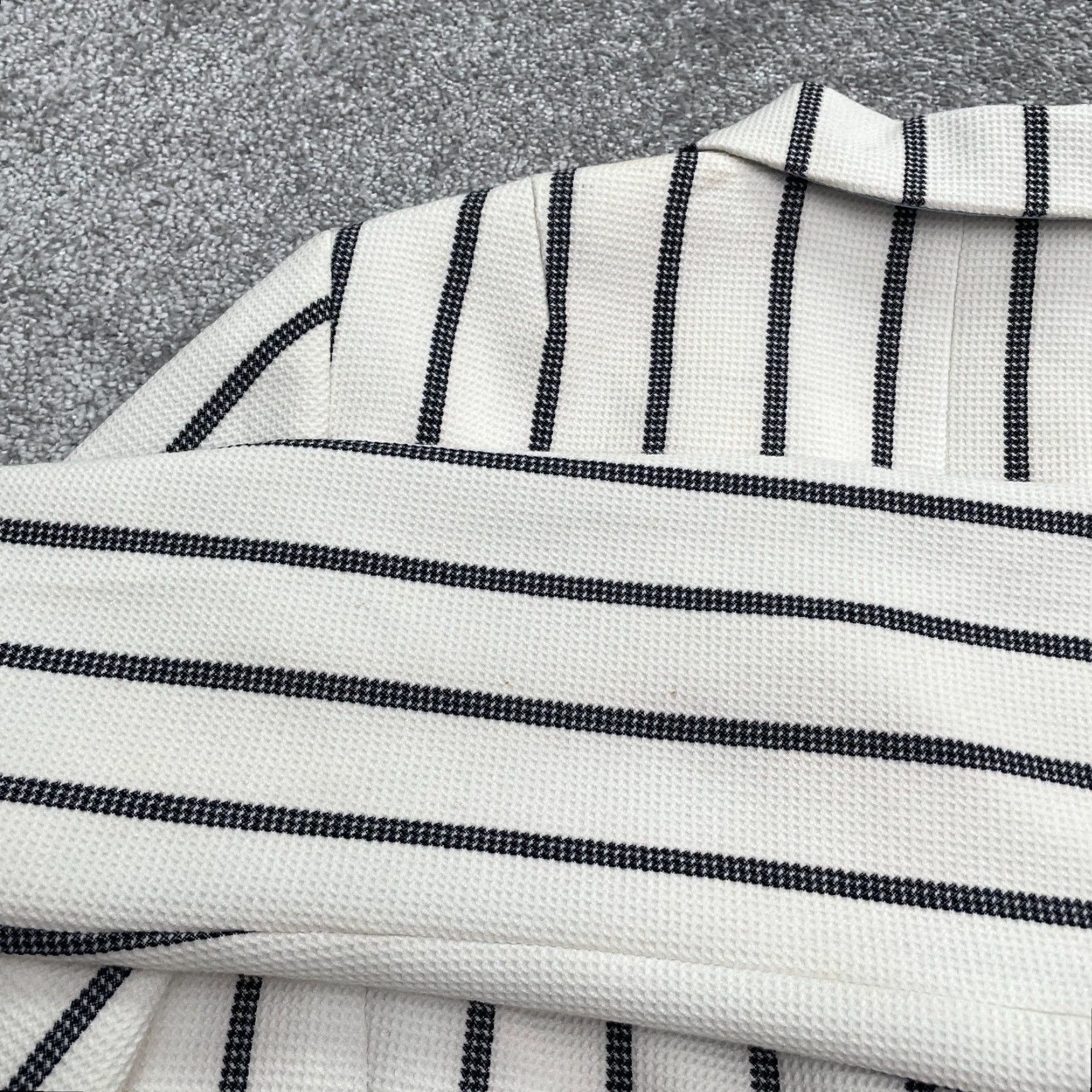 Talbots Talbots Blazer Jacket Womens 8 White Black Striped Single Breasted Lined Work Size M / US 6-8 / IT 42-44 - 3 Thumbnail