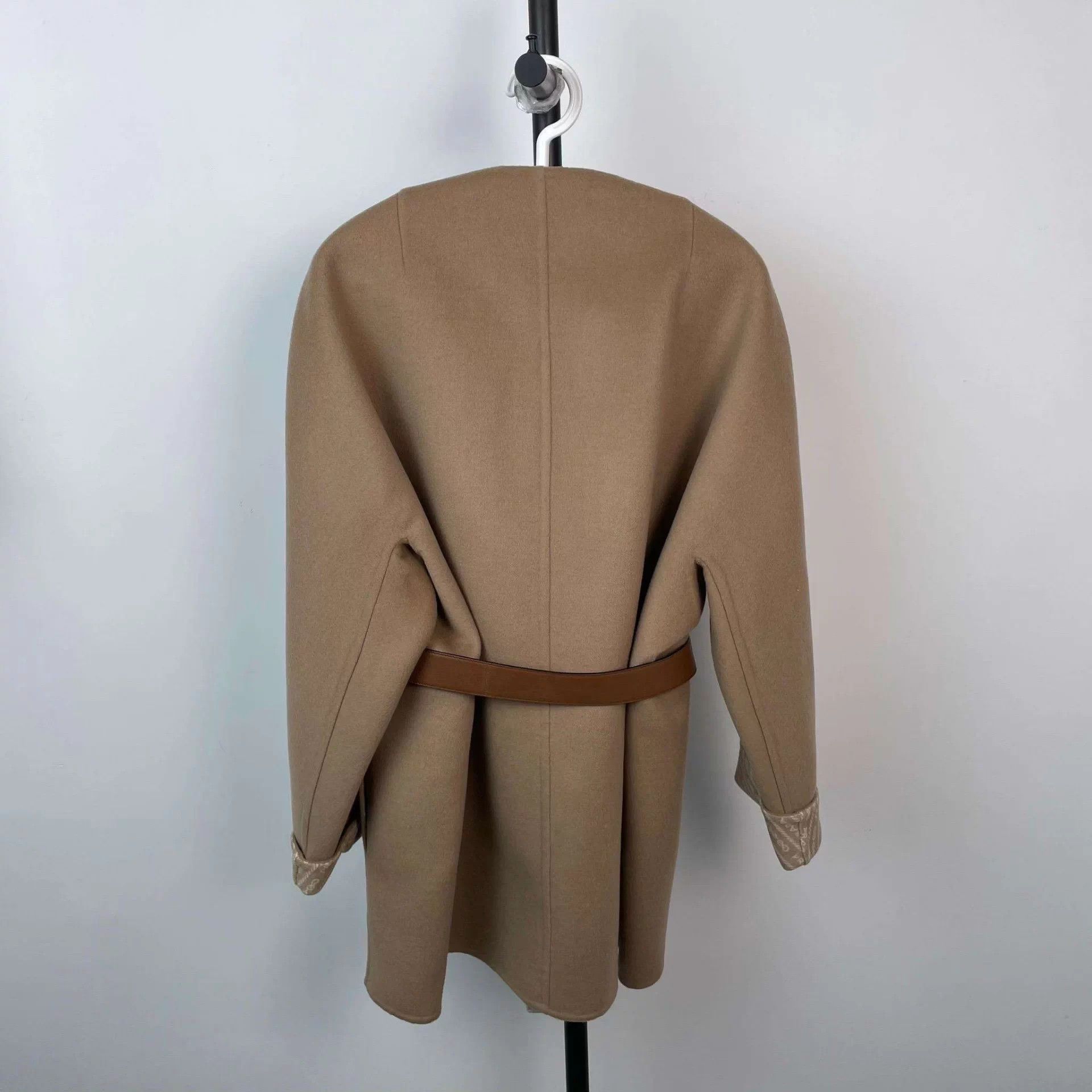 Prada Prada cashmere short coat 38 camel Size S / US 4 / IT 40 - 2 Thumbnail