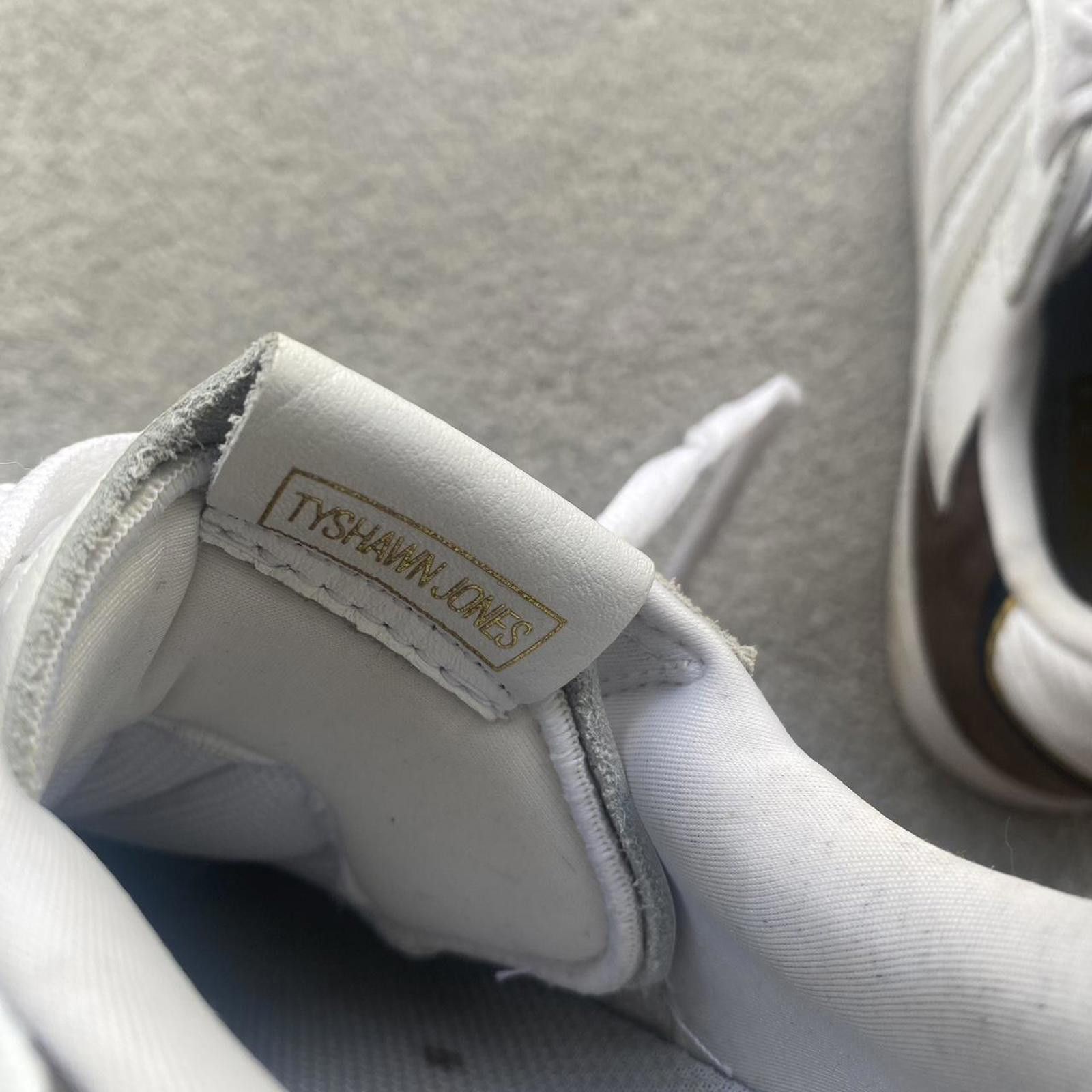 Other Adidas Tyshawn Low. Size US 9 / EU 42 - 7 Thumbnail