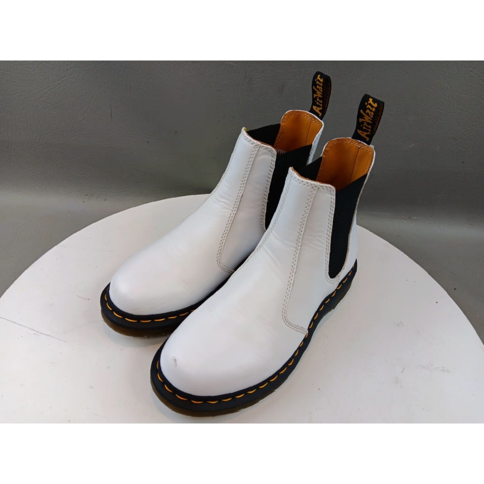 Dr. Martens Dr. Martens 2976 Quad Boots Women's White Platform Leather Chelsea 8 Size US 8 / IT 38 - 3 Thumbnail