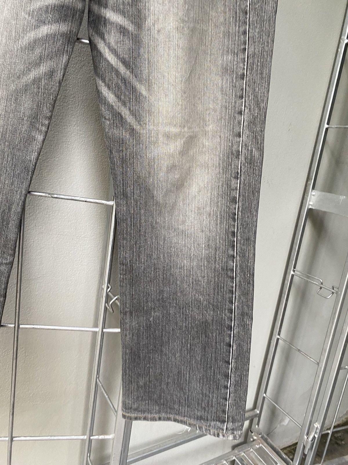 Burberry Burberry grey denim jeans Size US 32 / EU 48 - 14 Thumbnail