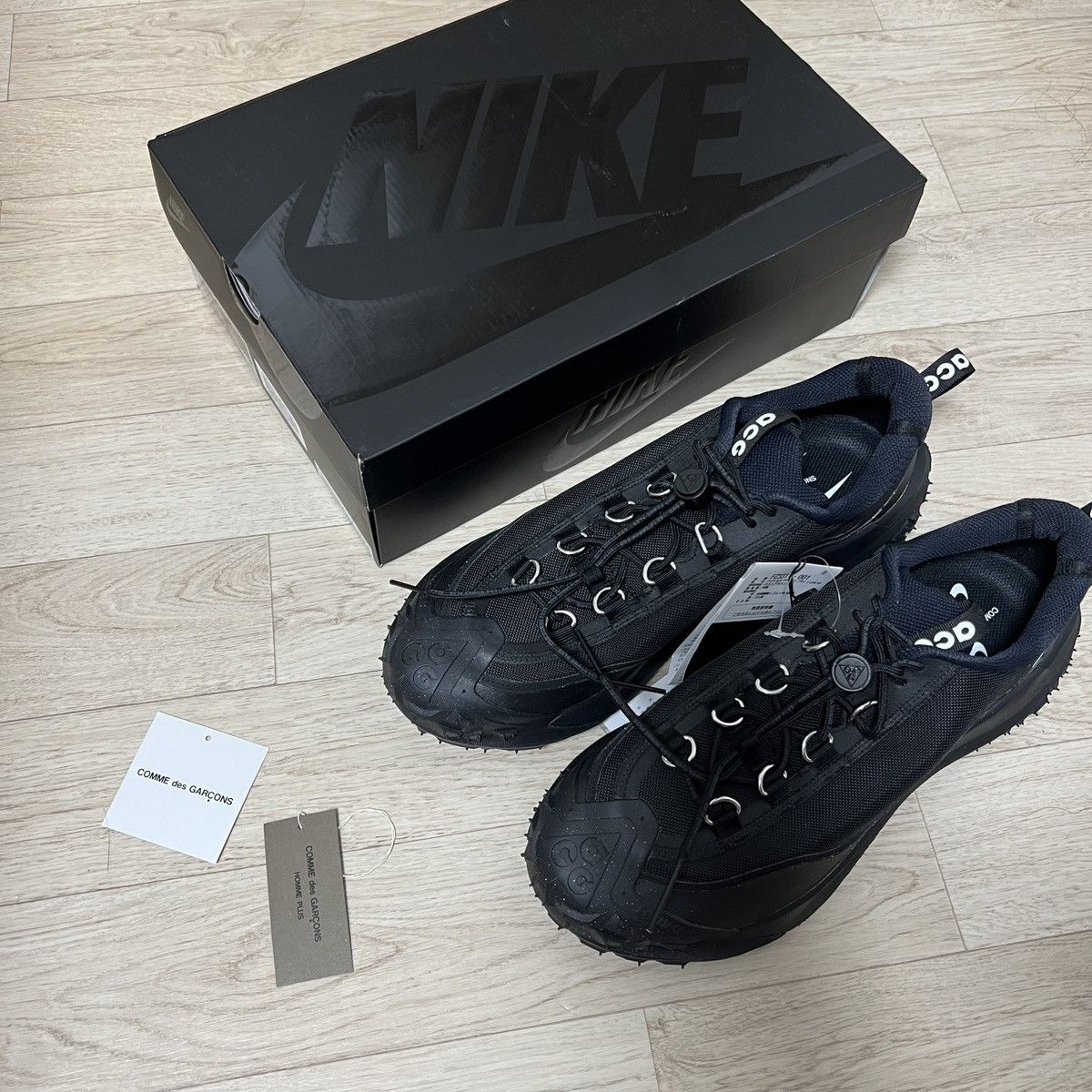 image of Ss24 Comme Des Garcons Homme Plus Nike Acg Mountain Fly 2 Shoes in Black, Men's (Size 9)