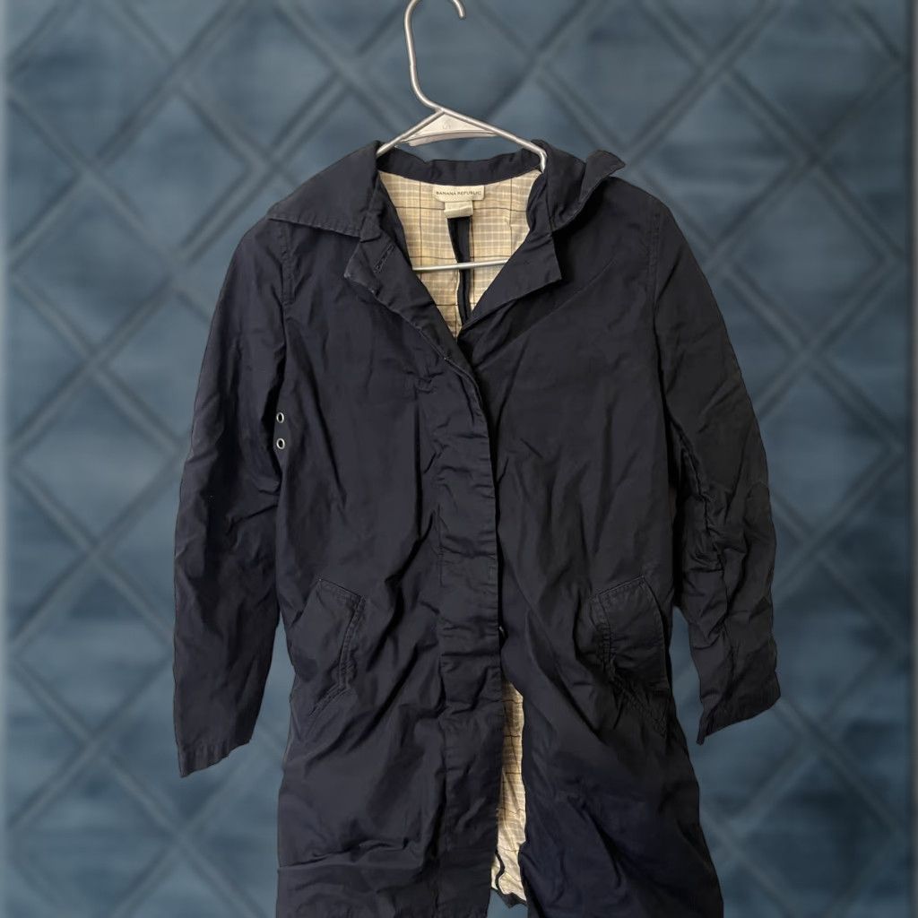 Banana Republic Banana Republic Women's XS Black Short Trench Coat Plaid Lined City Classic Trench Coat Water Resistant Buckle Button Size 26" / US 2 / IT 38 - 1 Thumbnail