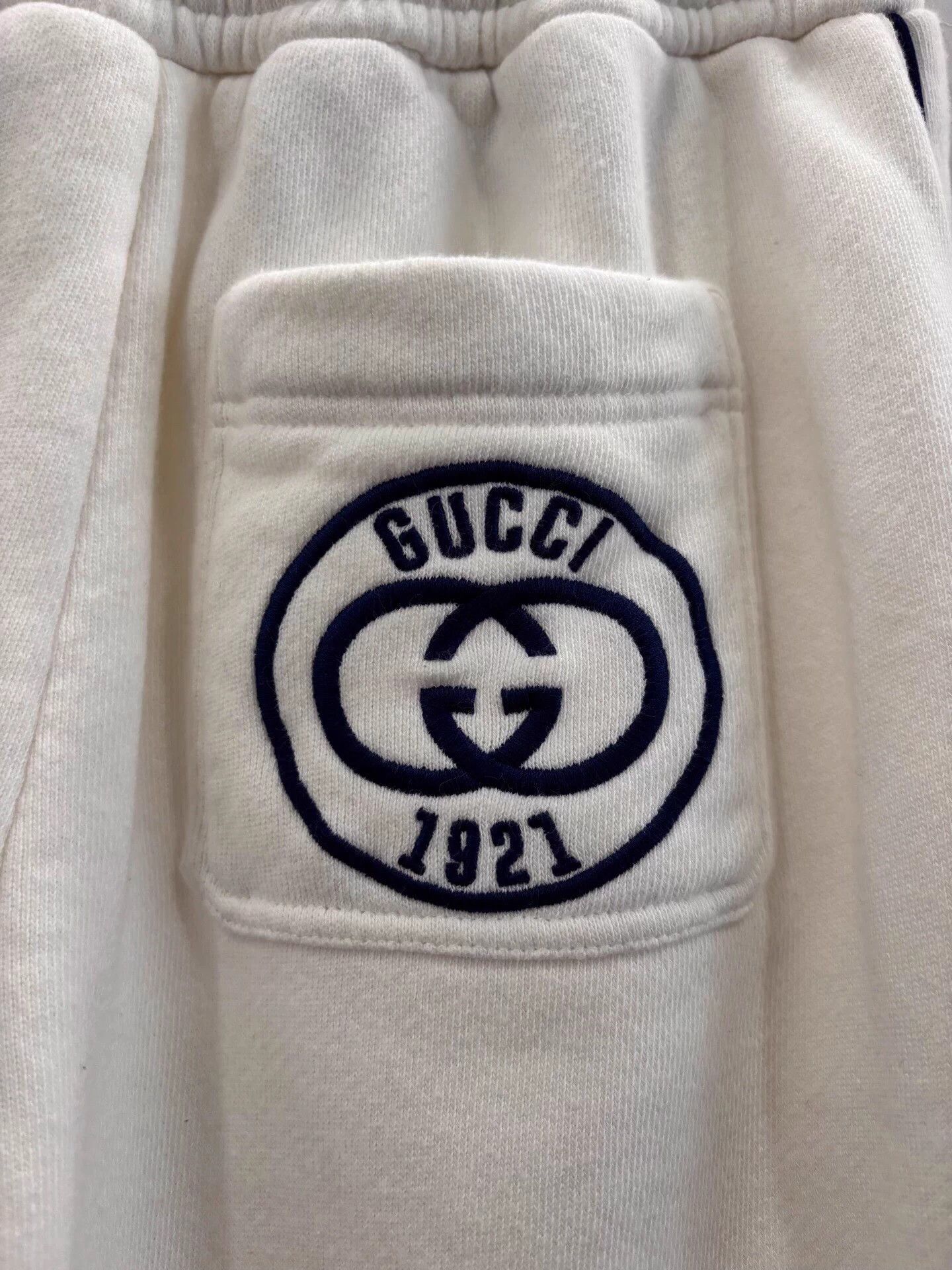 Gucci Gucci white embroidered GG logo shorts XS Size US 26 / EU 42 - 4 Thumbnail