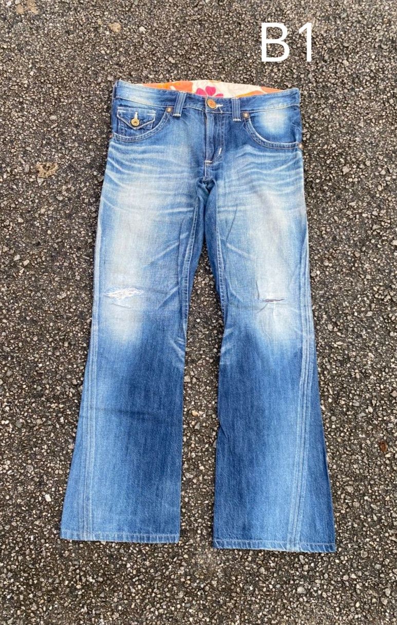Edwin 💥FLARE 💥VINTAGE EDWIN BLUE TRIP DISTRESSED DENIM Size US 34 / EU 50 - 2 Thumbnail