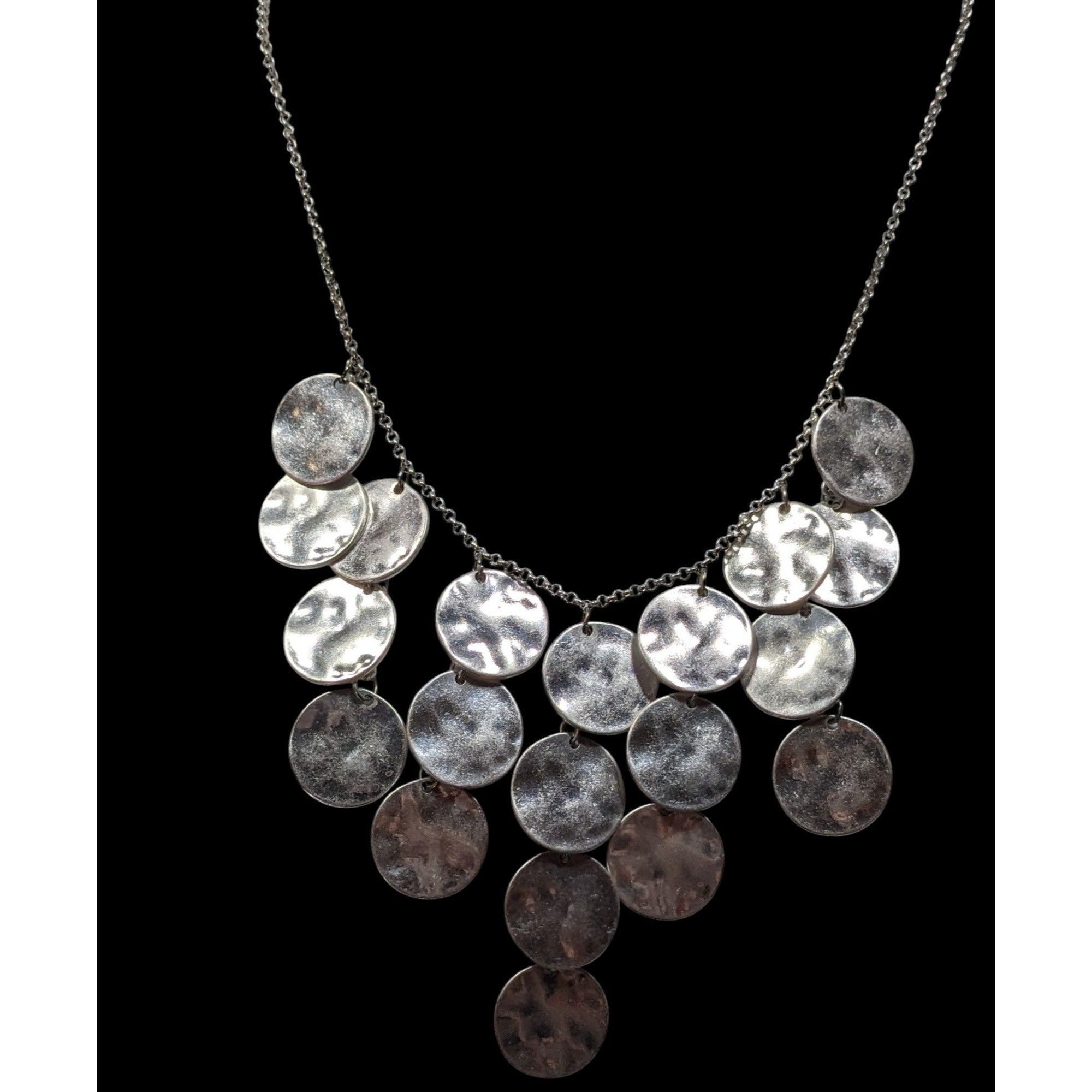 Other Premier Designs Hammered Silver Tone Disc Fringe Necklace Size ONE SIZE - 4 Thumbnail