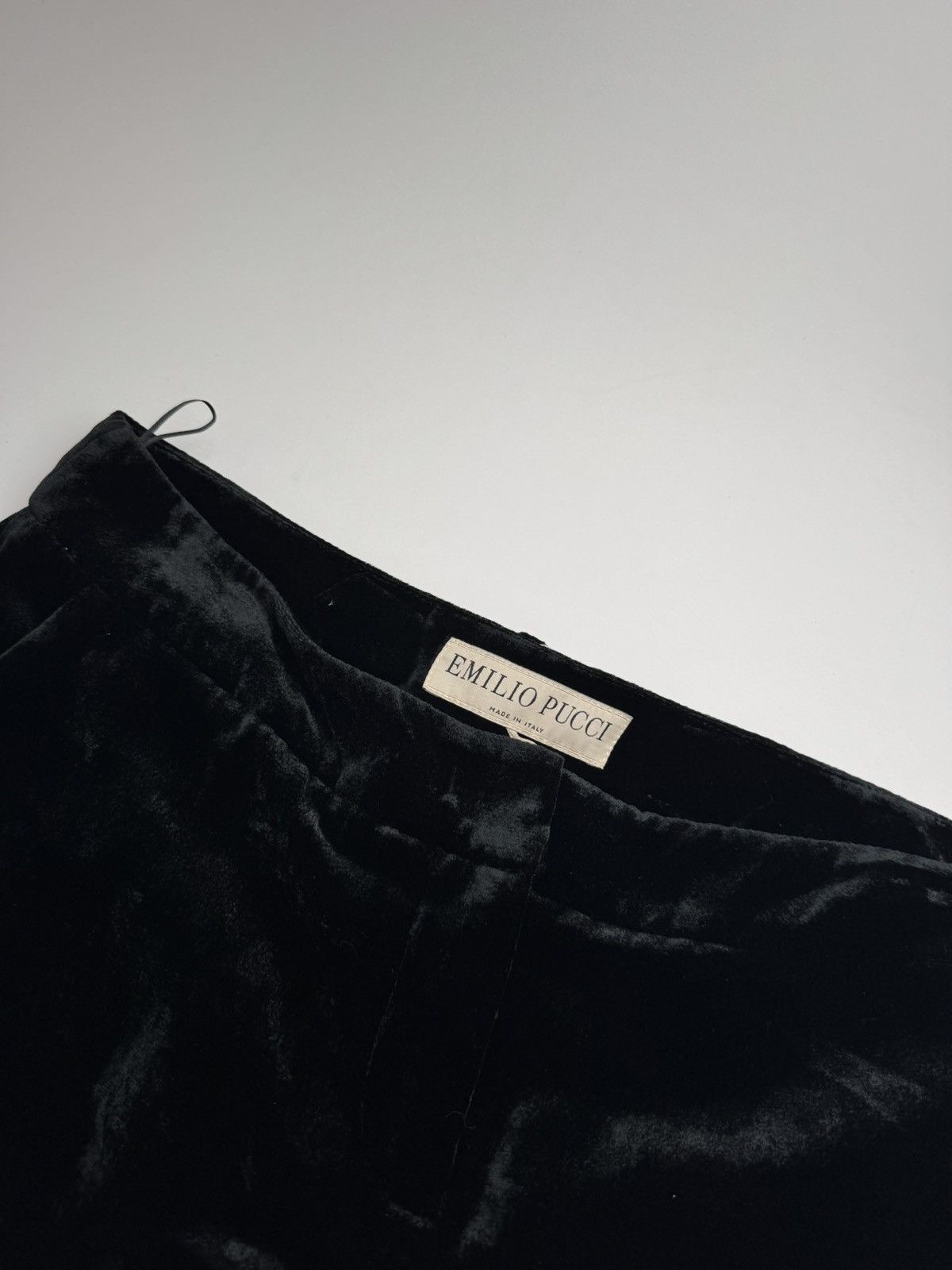 Emilio Pucci Vintage Pucci Velvet Skirt Black IT40 Size 27" / US 4 / IT 40 - 2 Thumbnail