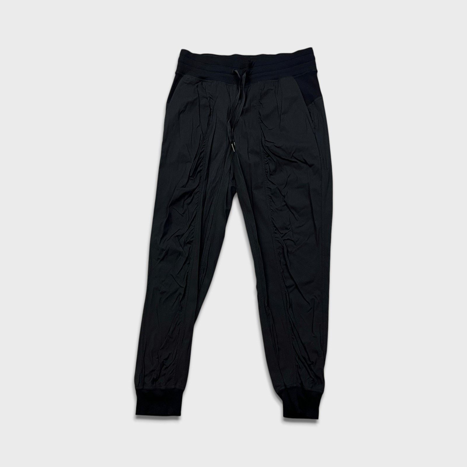 Lululemon Lululemon Dance Studio Mid-Rise Jogger Size 8 Athletic Taper Size 30" / US 8 / IT 44 - 1 Thumbnail