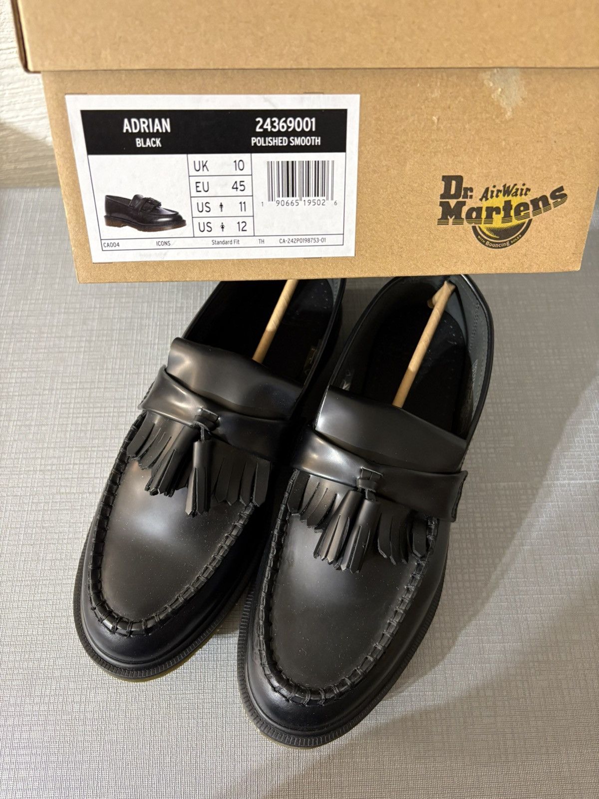 Dr. Martens Dr. Martens Adrian Size US 11 / EU 44 - 12 Thumbnail