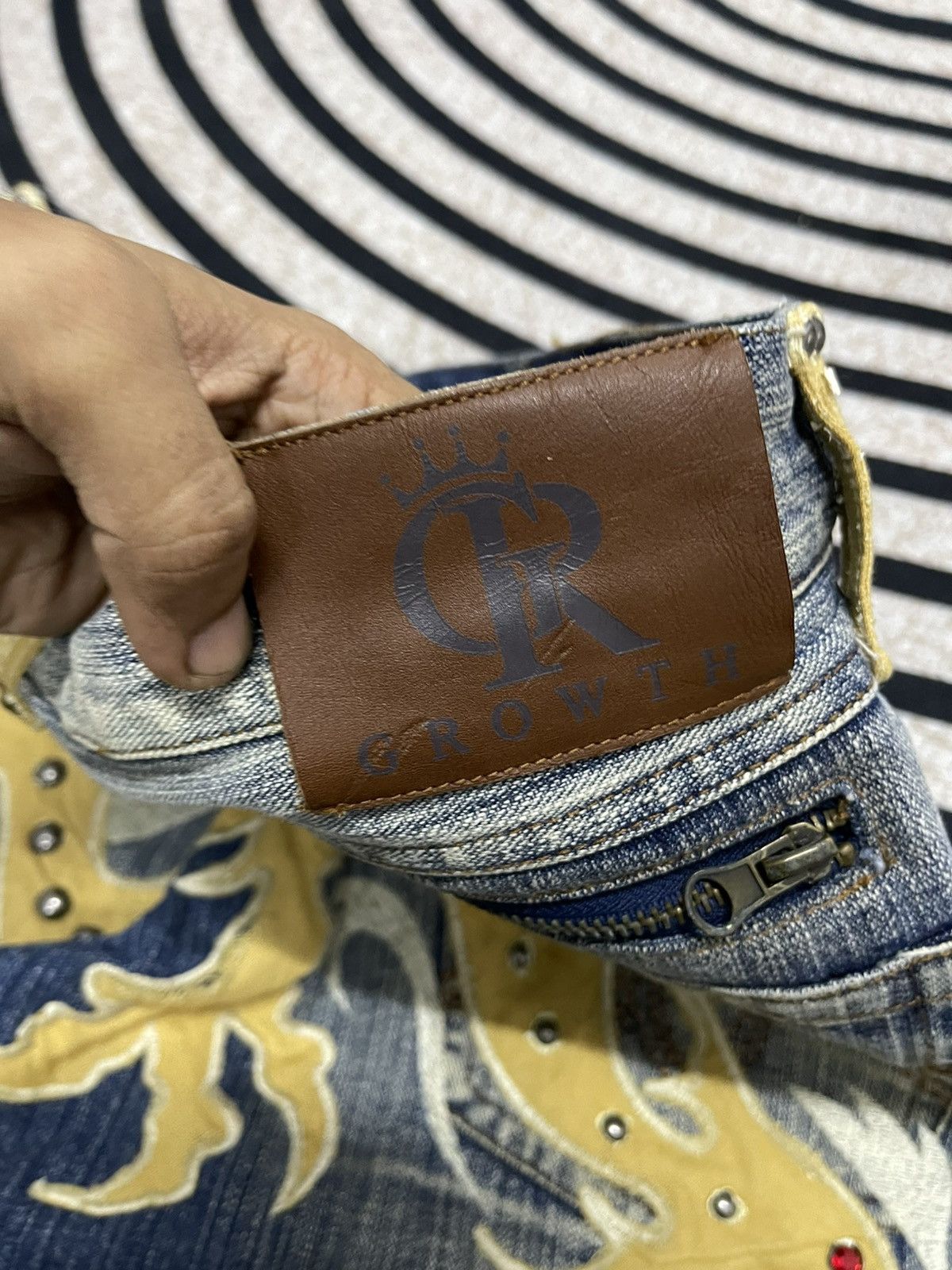 In The Attic 2000s IN THE ATTIC FLARE STUDDED EMBROIDERY JEANS RARE Size US 30 / EU 46 - 22 Thumbnail