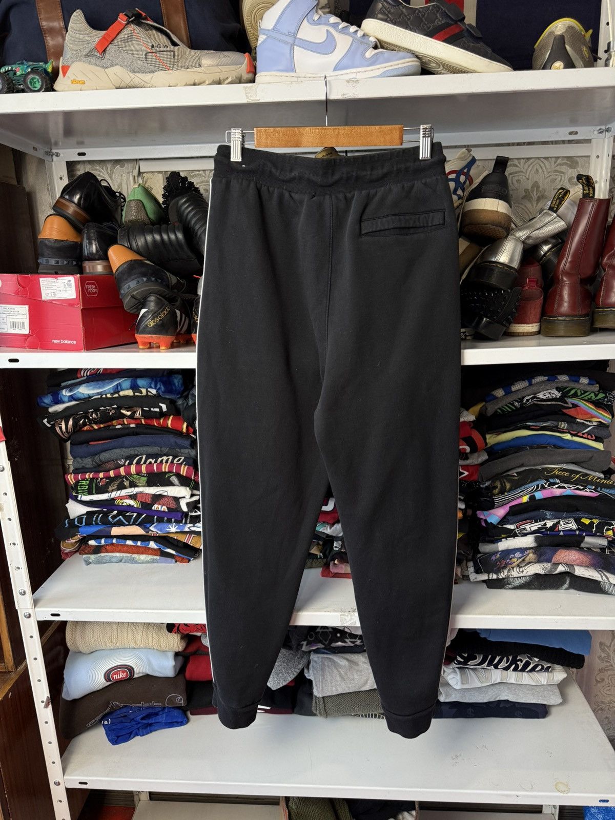Jordan Brand Jordan PSG Wings Black Sweatpants Size US 32 / EU 48 - 19 Thumbnail