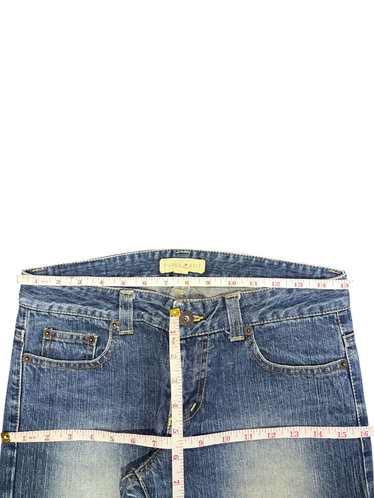 Tommy Hilfiger Vintage Tommy Girl Faded Wash Distressed Jeans Size 30" / US 8 / IT 44 - 6 Thumbnail