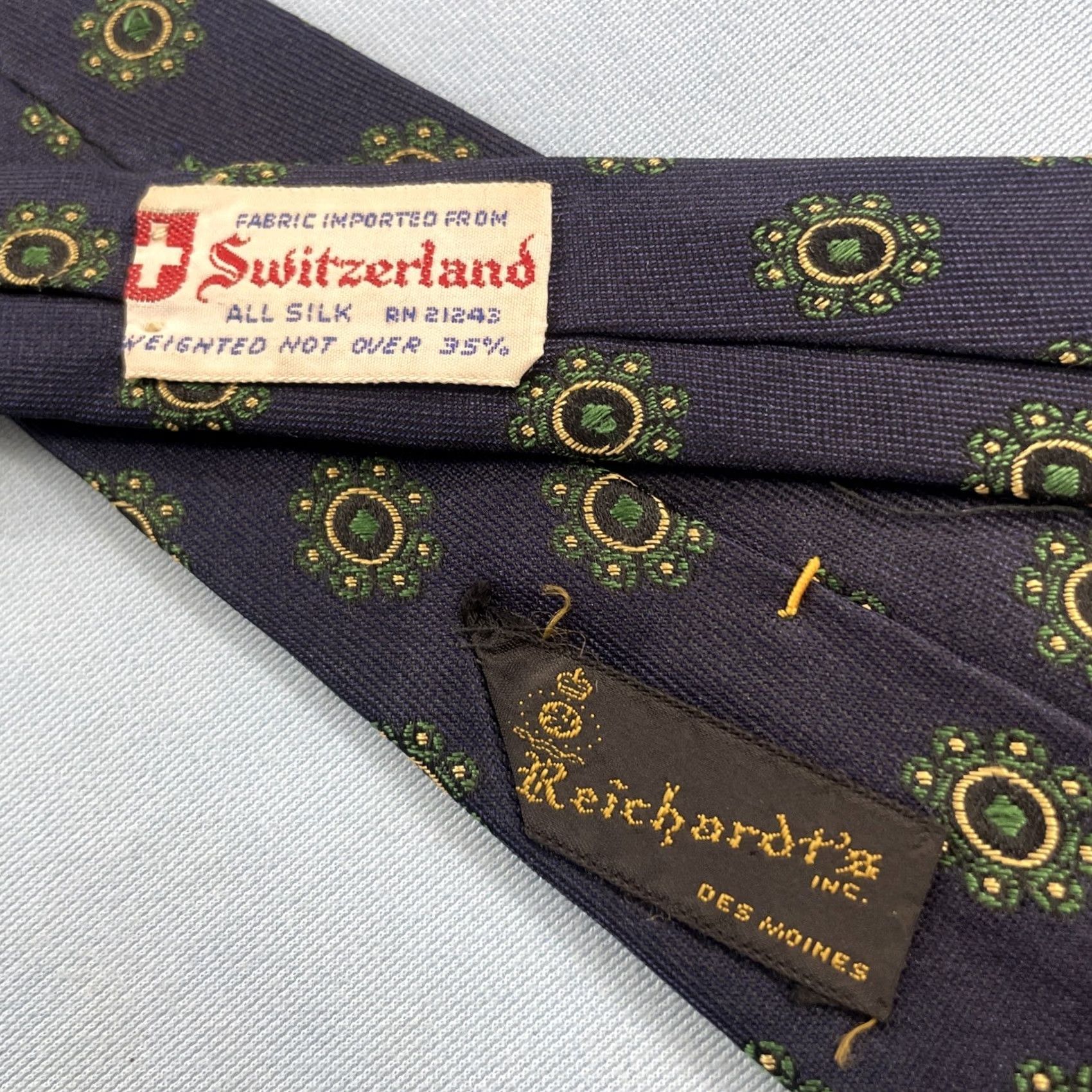 Vintage VINTAGE Reichardt's All Silk Tie Neat Woven Geometry Foulard Blue 3x55 Necktie Capsule 1940s 1950s 1960s Men Size ONE SIZE - 6 Thumbnail