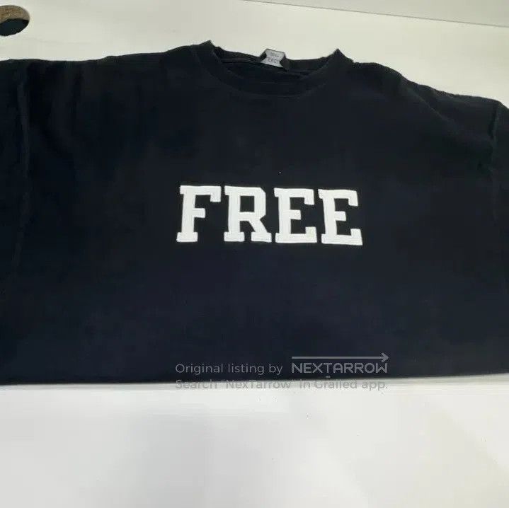 Balenciaga Balenciaga Classic Short Sleeve Tee Free Print. Size US S / EU 44-46 / 1 - 5 Thumbnail
