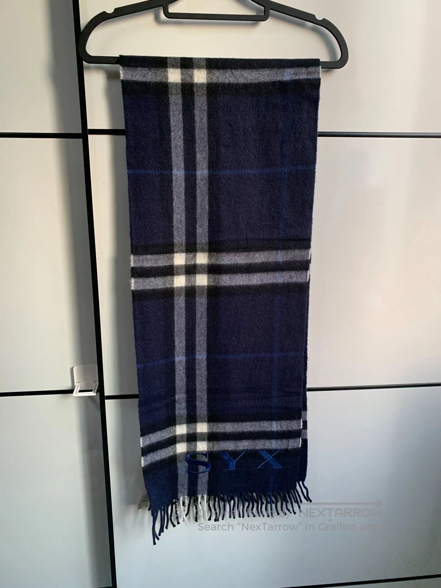 Burberry Burberry Classic Check Cashmere Scarf. Size ONE SIZE - 7 Thumbnail