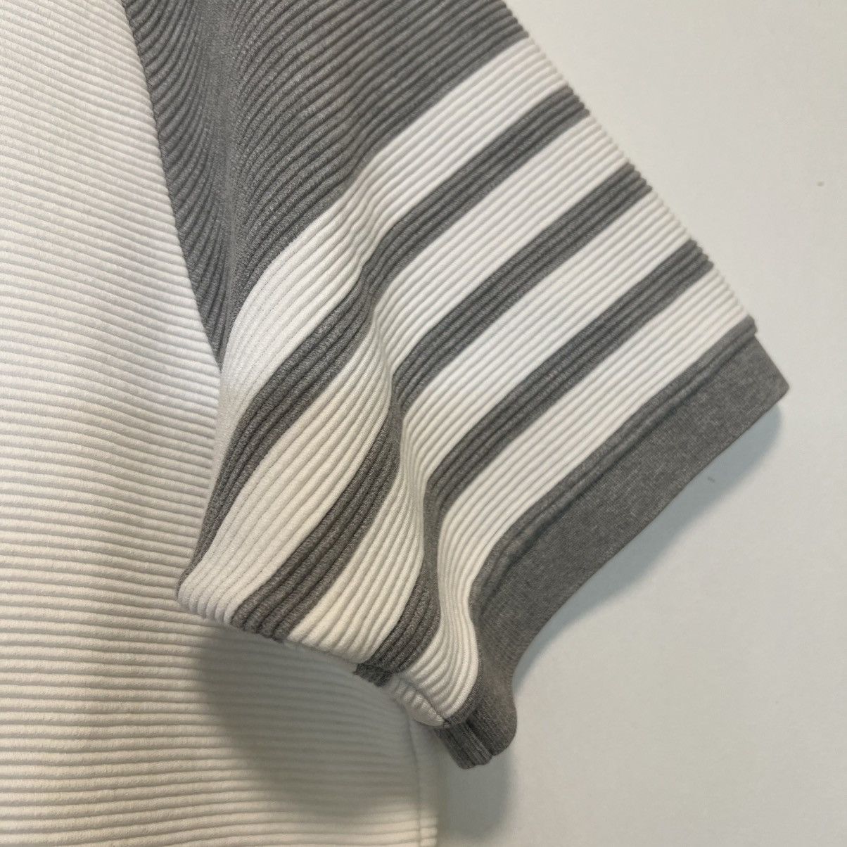 Thom Browne Thom Browne Cotton Ottoman Rib Saddle Short Sleeve Grey Size US L / EU 52-54 / 3 - 5 Thumbnail