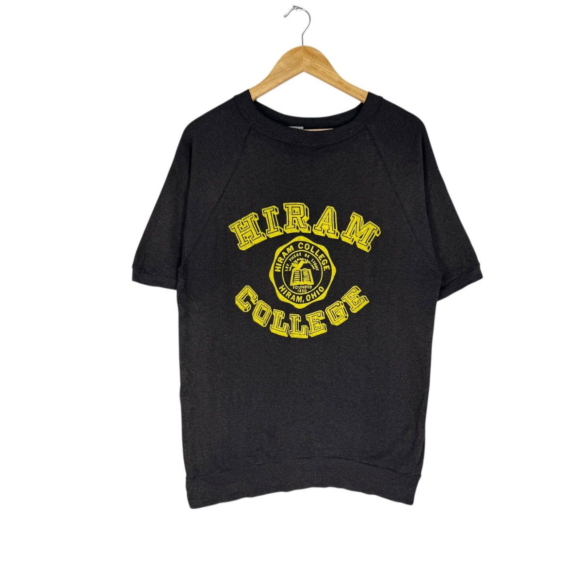 Vintage ☀️80s HIRAM COLLEGE SHORT SLEEVE SWEATSHIRT Size US M / EU 48-50 / 2 - 1 Thumbnail