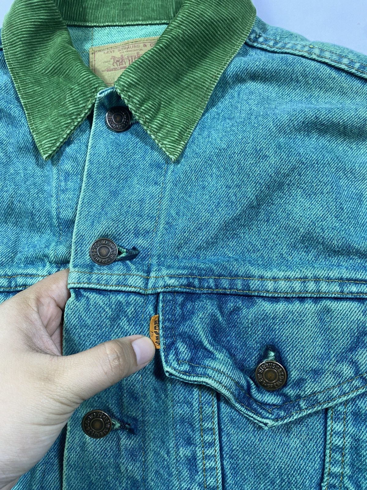 Levi's Vintage Clothing Vintage Levi's Denim Jacket Corduroy Collar Size US M / EU 48-50 / 2 - 6 Thumbnail