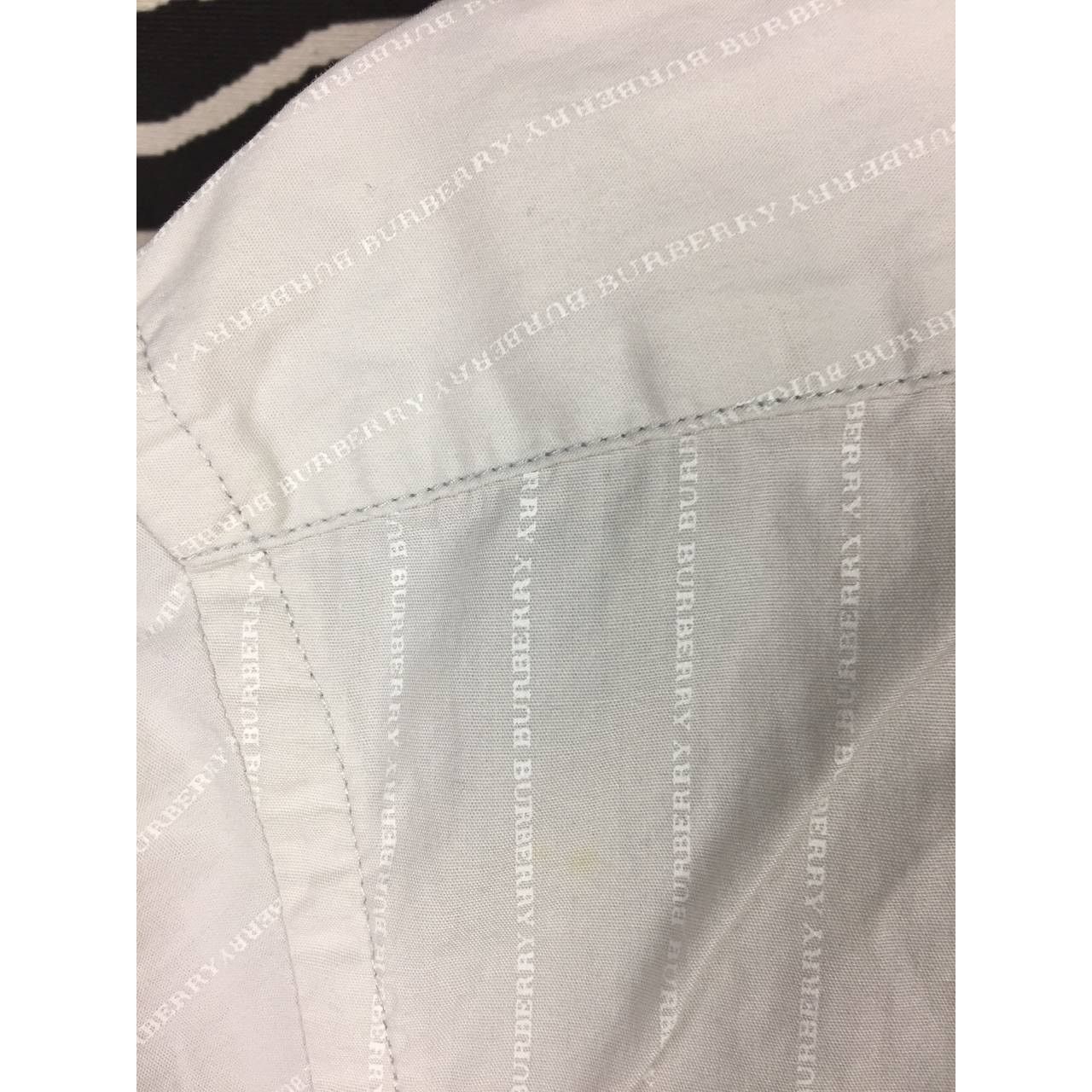 Burberry × Vintage Burberry London Short Sleeve Button Up Shirt Size M Size US M / EU 48-50 / 2 - 11 Thumbnail