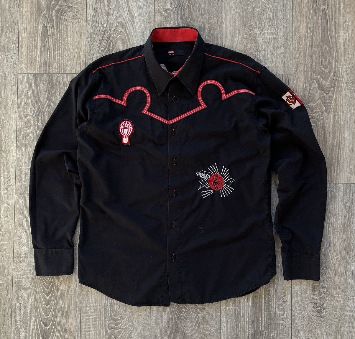 Diesel Vintage Diesel Embroidered Big Logo Button Up Shirt Size US XL / EU 56 / 4 - 1 Thumbnail