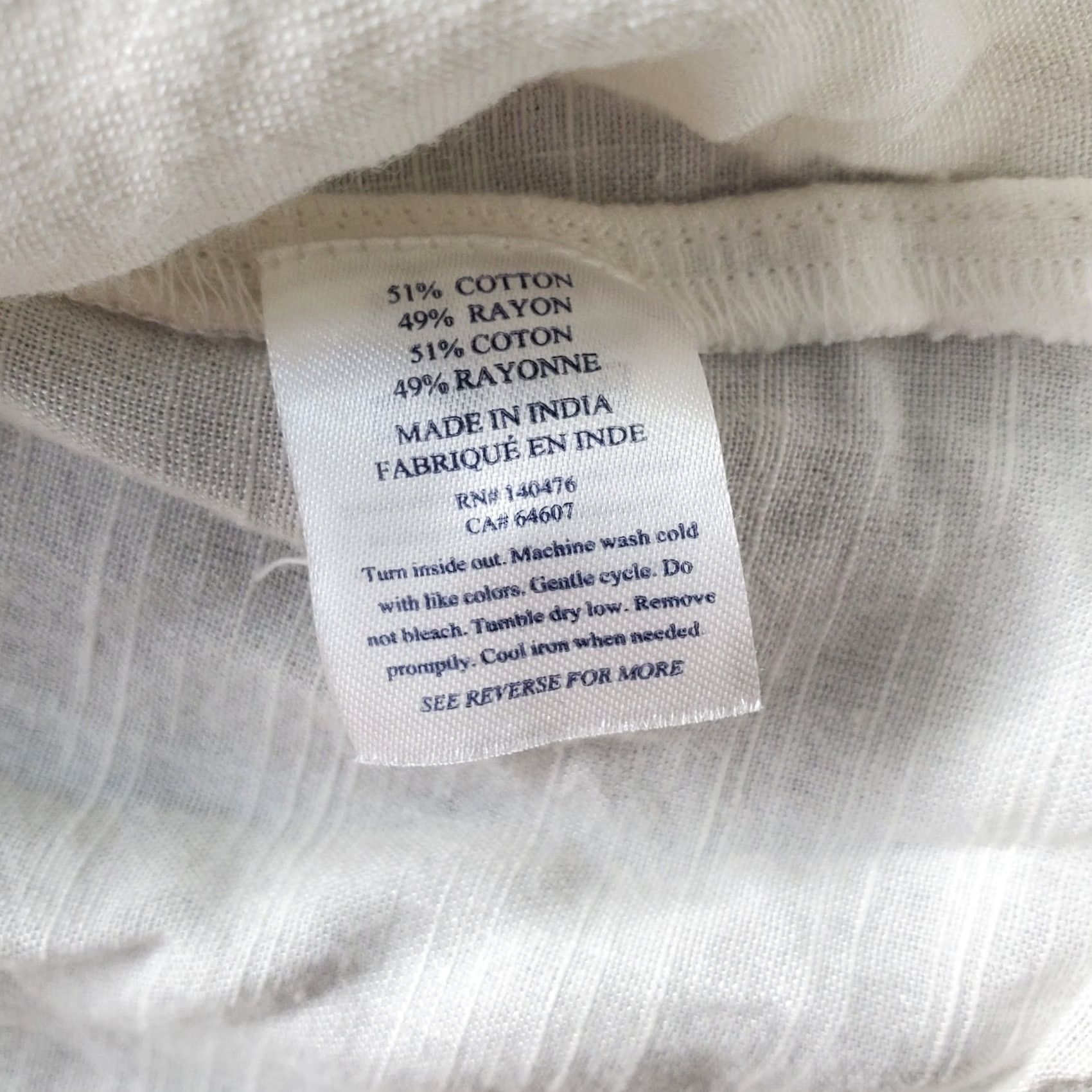 Faherty Faherty Womens Blouse XS White Arles Embroidered Round Neck Pleated Pullover Shirt Womens Size XS White Embroidered Pleated Round Neck Pullover Size XS / US 0-2 / IT 36-38 - 7 Thumbnail