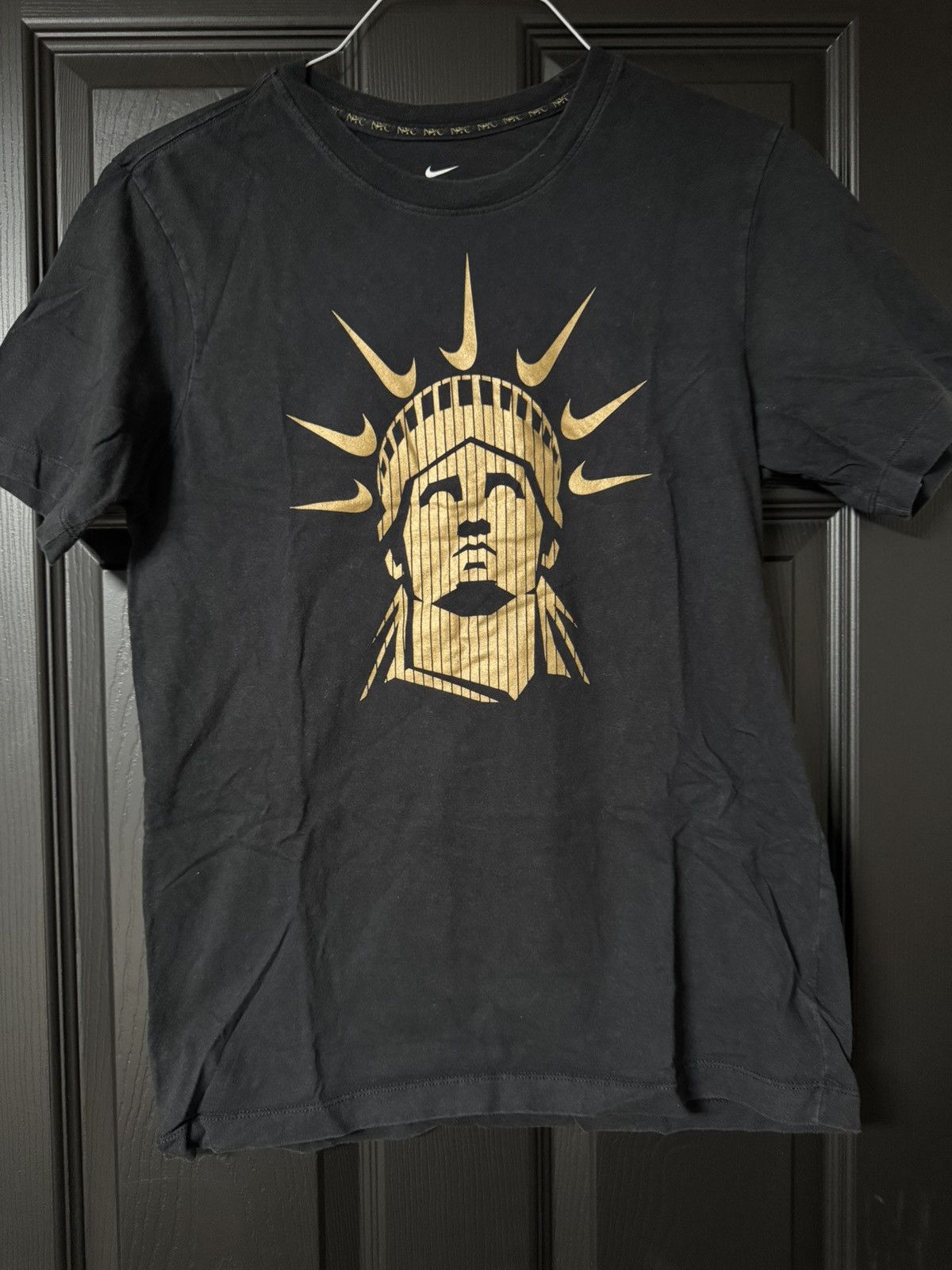 Nike Nike NYC “5 Boroughs” T-Shirt Size US S / EU 44-46 / 1 - 1 Thumbnail