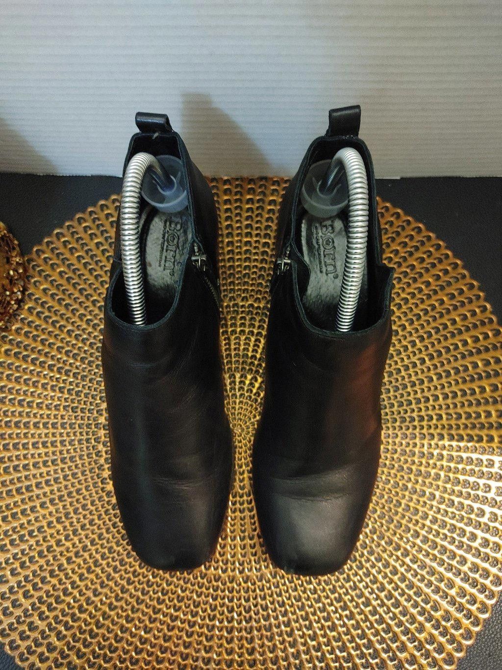 Born Born Kenzy Leather Ankle Booties Size 8M Size US 8 / IT 38 - 2 Thumbnail