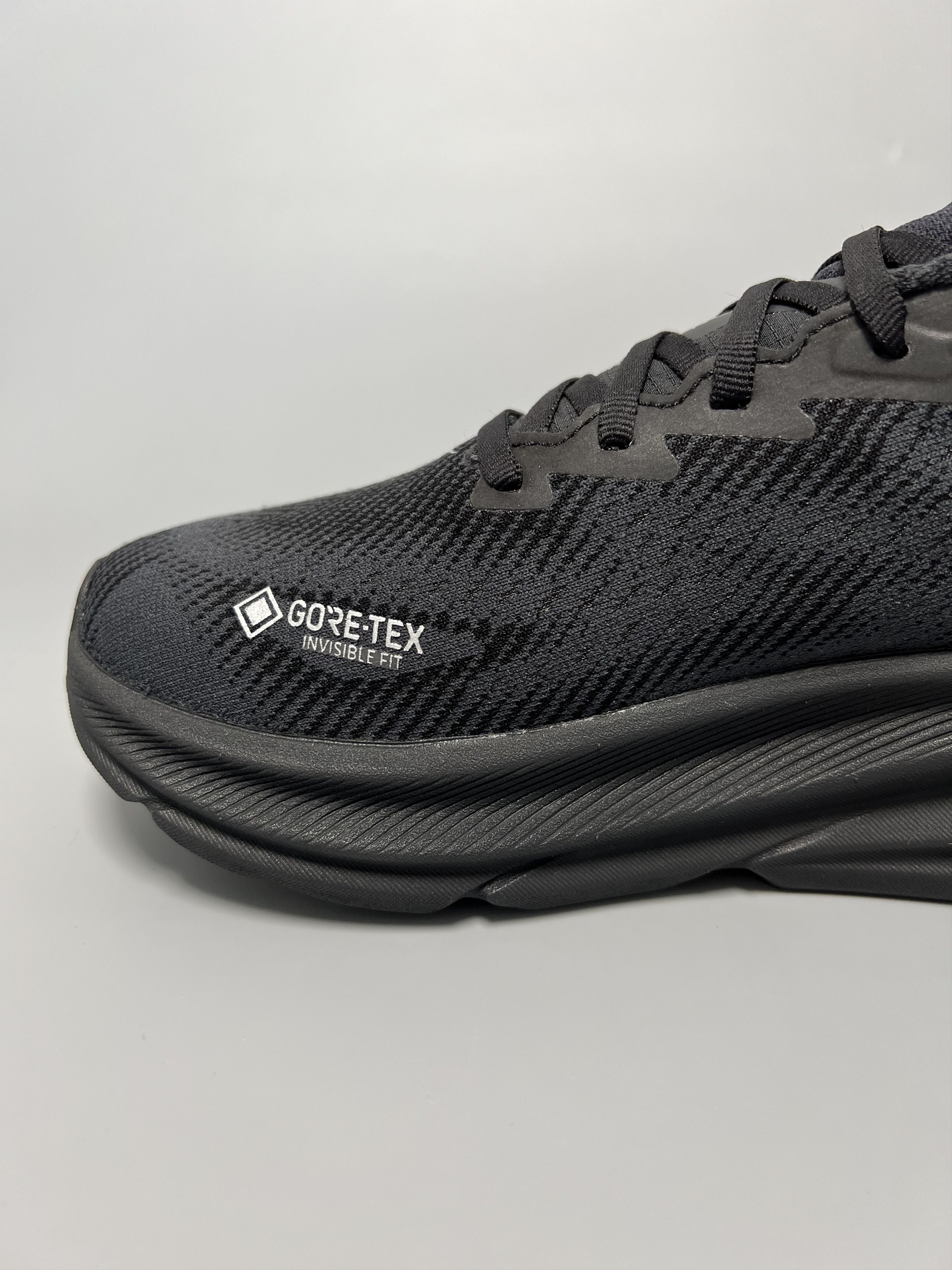 Goretex 7B Hoka One One Clifton 9 GTX Women’s Running Shoes Size US 7 / IT 37 - 10 Thumbnail