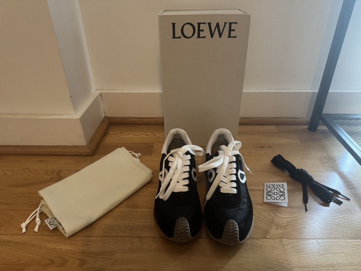 Loewe Flow Runner Black/White