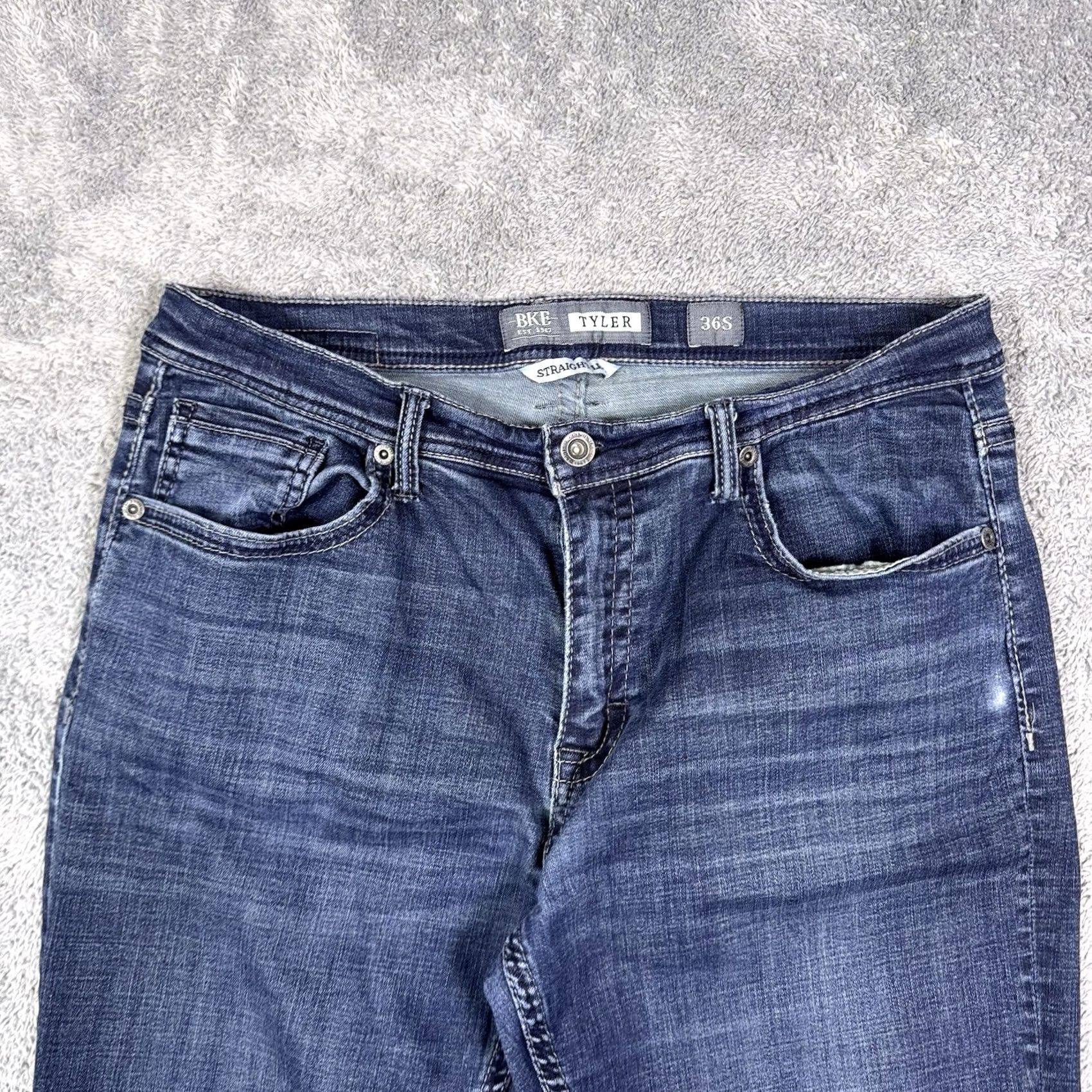 Vintage BKE Tyler Jeans Men 36S Straight Dark Wash Whisker Buckle Western Cowboy Utility Size US 36 / EU 52 - 3 Thumbnail