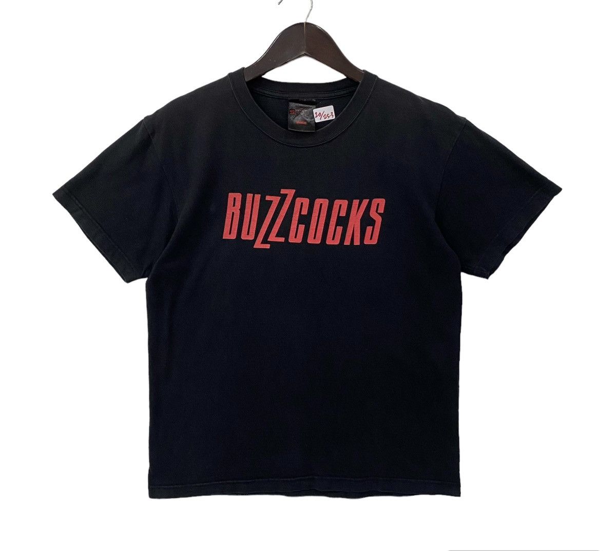 Band Tees VINTAGE BUZZCOCKS punkrock band Japan tour tee shirt Size US M / EU 48-50 / 2 - 1 Thumbnail
