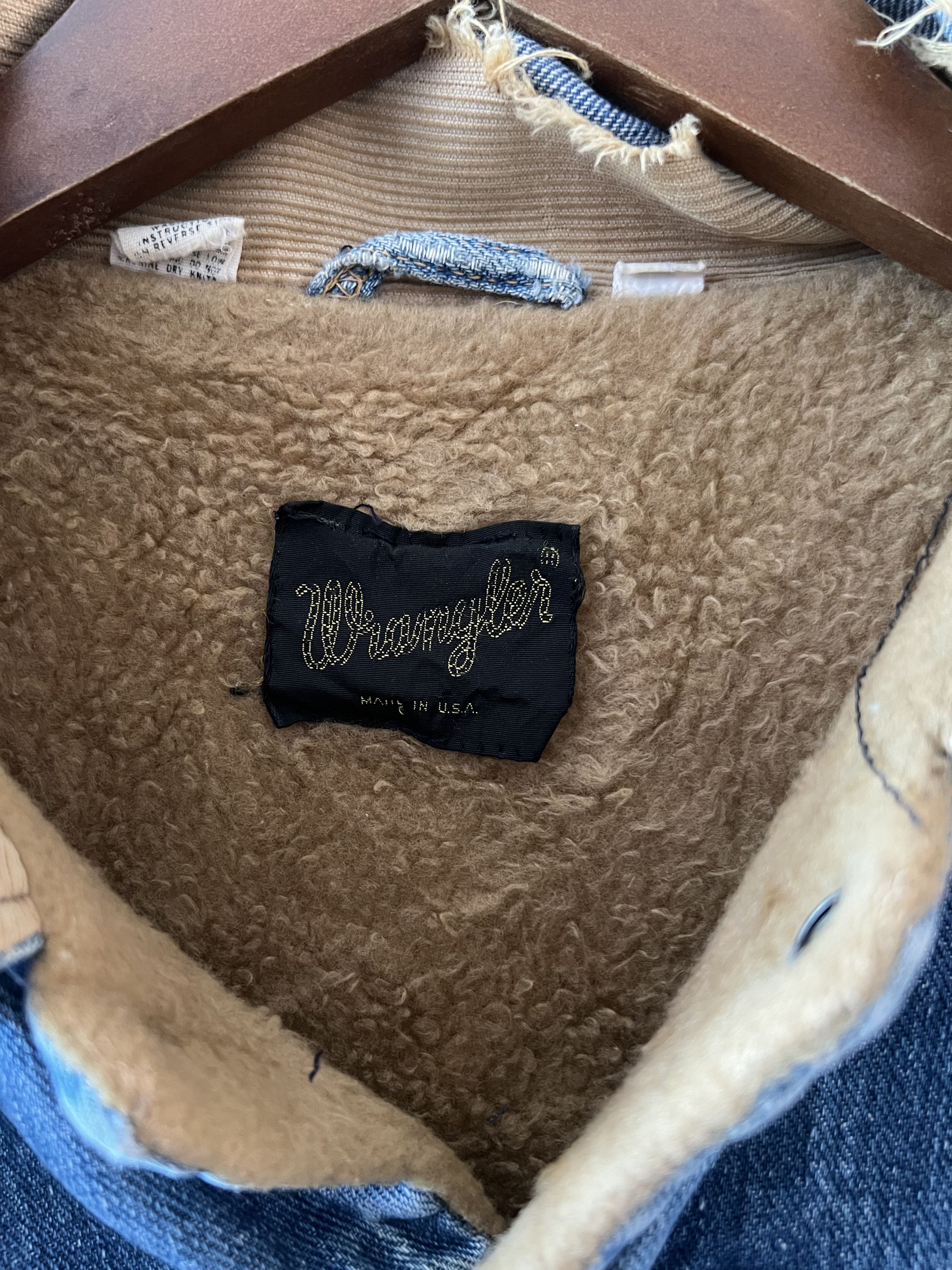 Vintage DISTRESSED VINTAGE 70s WRANGLER WESTERN DENIM JACKET Size US M / EU 48-50 / 2 - 7 Thumbnail