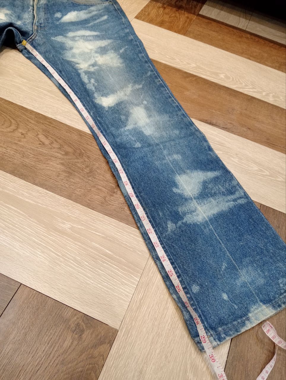 Levi's Vintage Clothing VINTAGE LEVI'S ORANGE TAB BLEACH FLARED JEANS Size US 33 - 18 Thumbnail