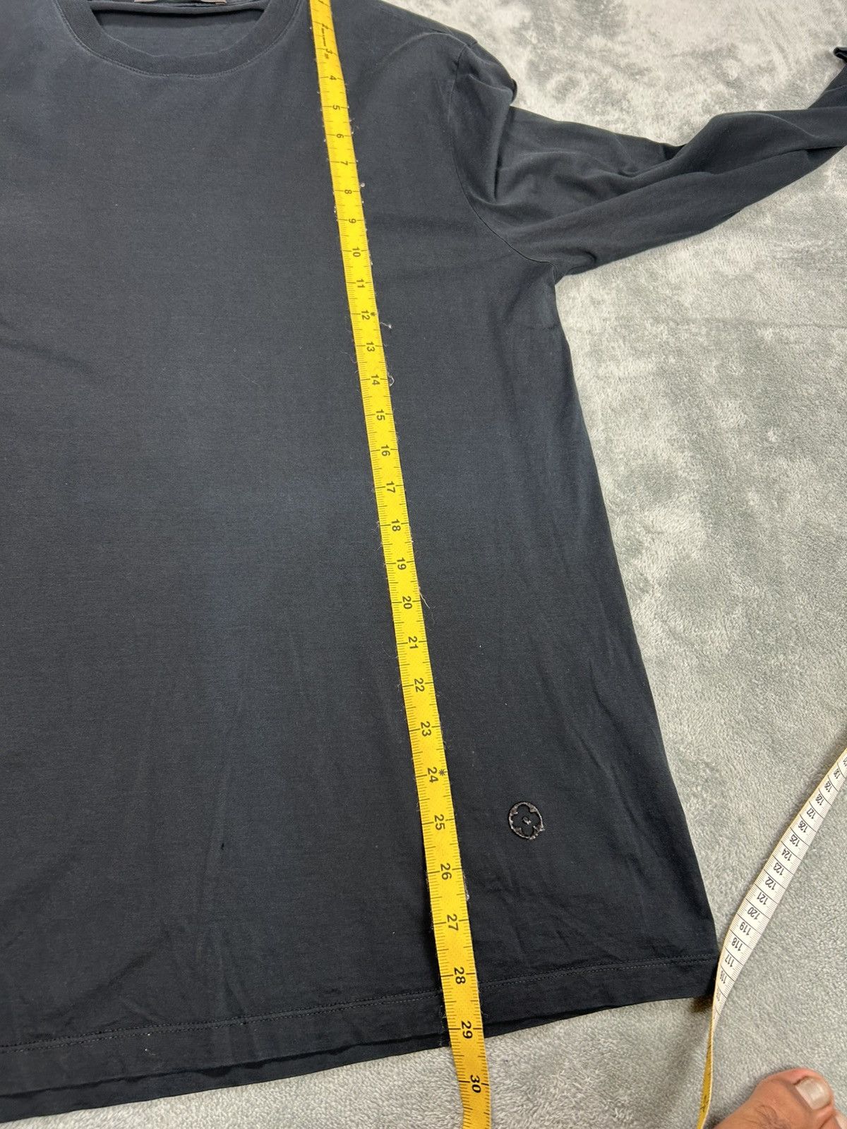 Louis Vuitton LV Louis Vuitton Longsleeve T-Shirt Size US M / EU 48-50 / 2 - 14 Thumbnail