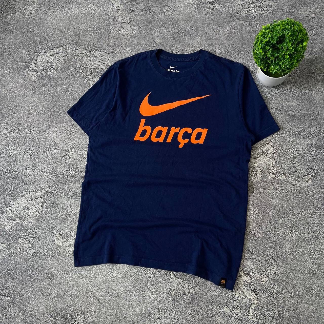 Nike Vintage Barcelona Nike tee big logo Barca swoosh size M Size US M / EU 48-50 / 2 - 9 Thumbnail