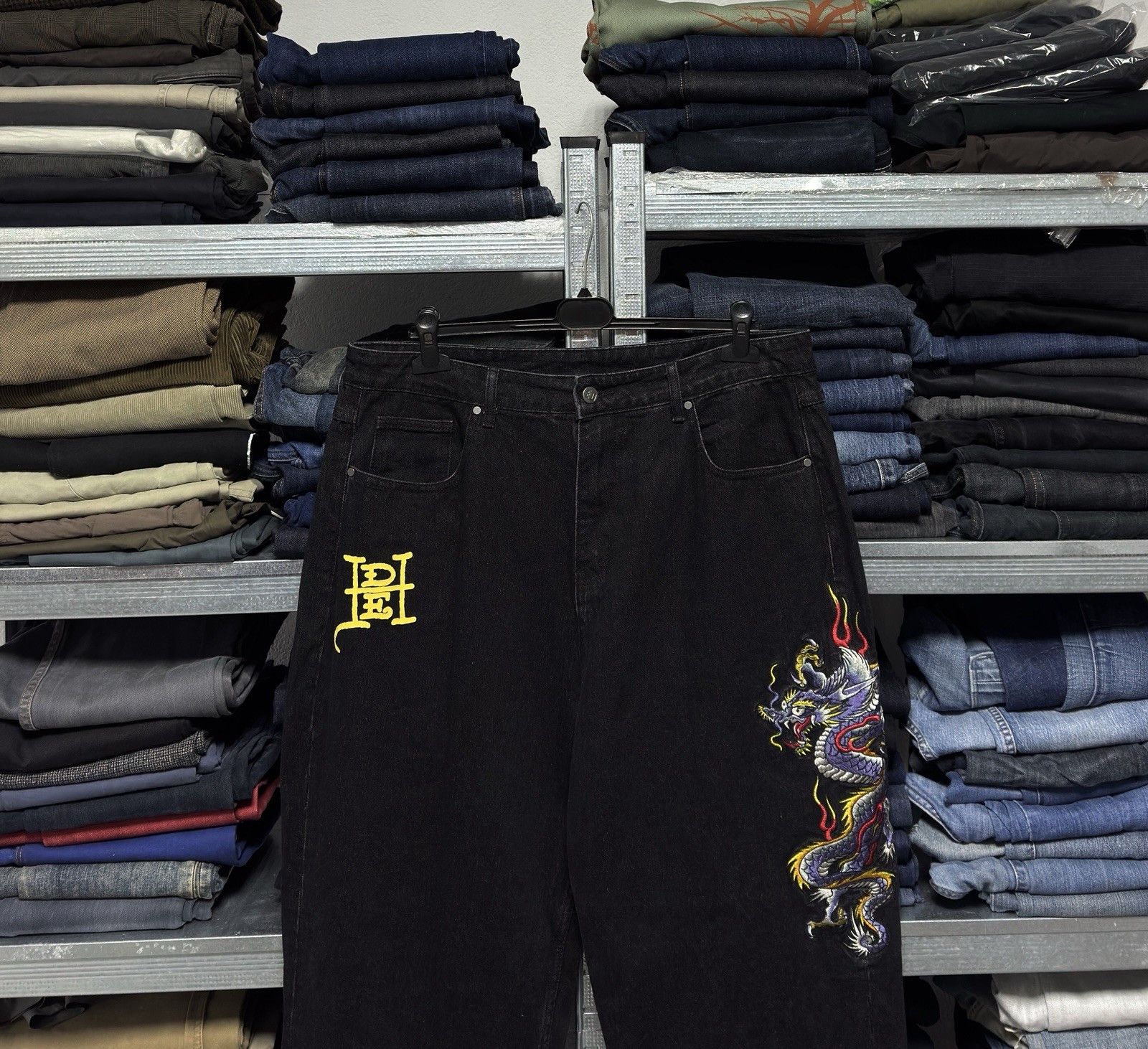 Ed Hardy Ed Hardy by Christian Audigier Battle Dragon Tattoo Size US 36 / EU 52 - 2 Thumbnail