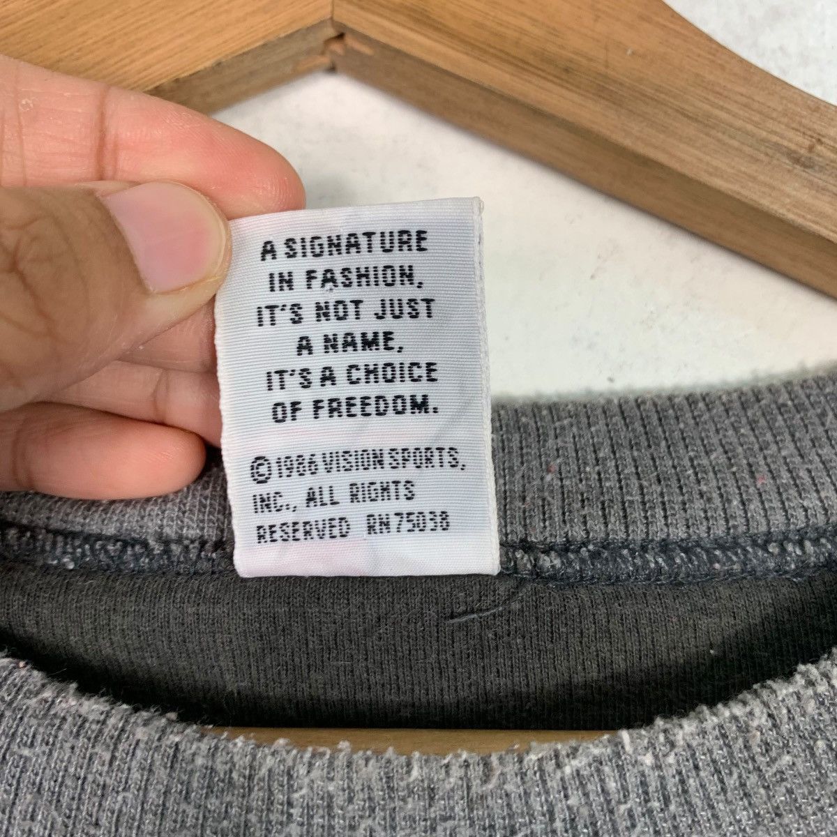 Vision Streetwear Vision Street Wear Embroidery Small Logo Sweater #0817-C37 Size US XL / EU 56 / 4 - 11 Thumbnail