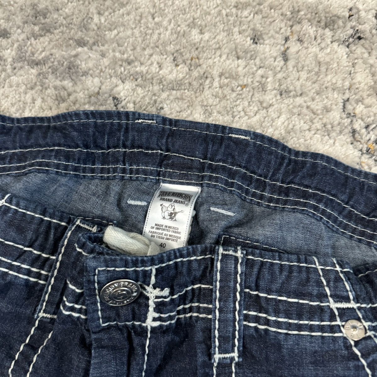 True Religion × Vintage Crazy Vintage y2k True Religion baggy wide leg cargo shorts Size US 40 / EU 56 - 3 Thumbnail