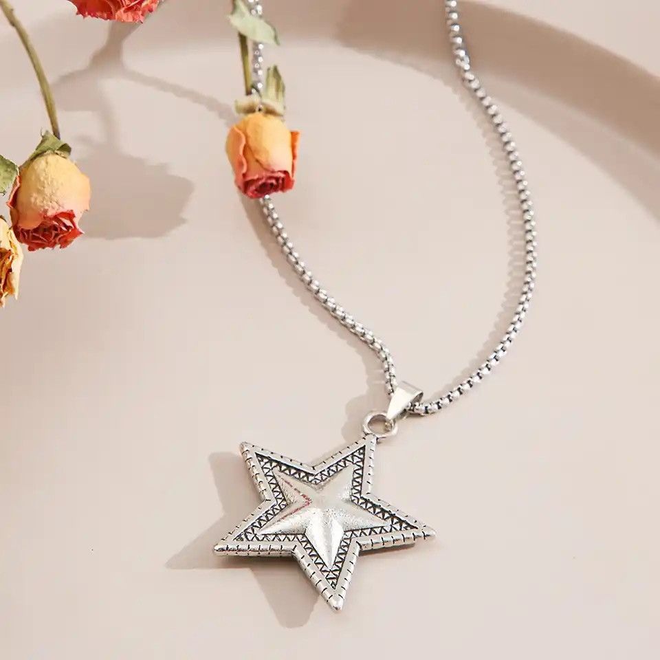 Jewelry Punk Five Pointed Star Necklace Size ONE SIZE - 5 Thumbnail