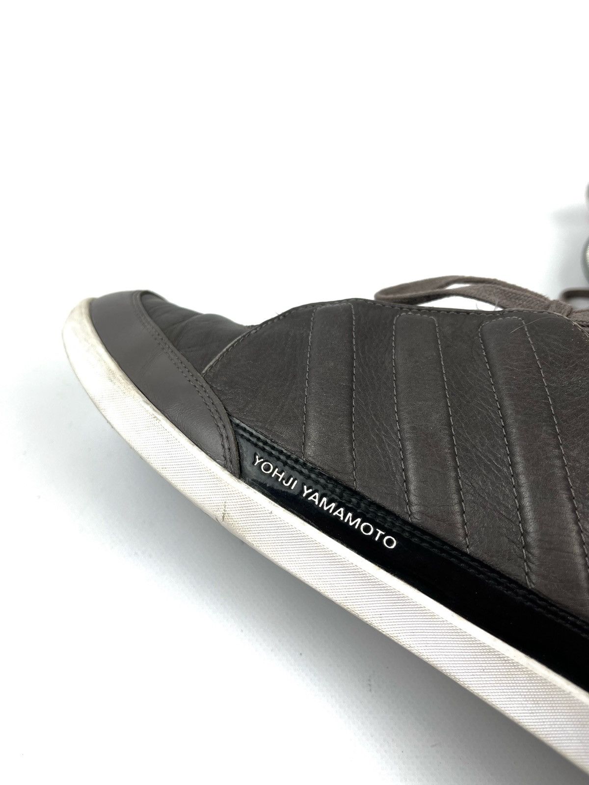 Adidas × Y-3 Adidas Y-3 Yohji Yamamoto 2012 low leather sneakers shoes Size US 10.5 / EU 43-44 - 6 Thumbnail
