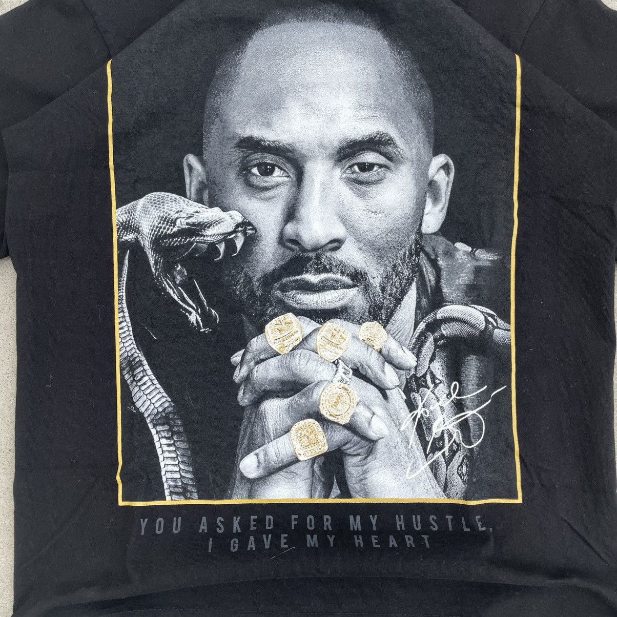 NBA × Vintage Vintage Y2K Kobe Bryant Mamba NBA Rings T-Shirt Size US M / EU 48-50 / 2 - 2 Thumbnail